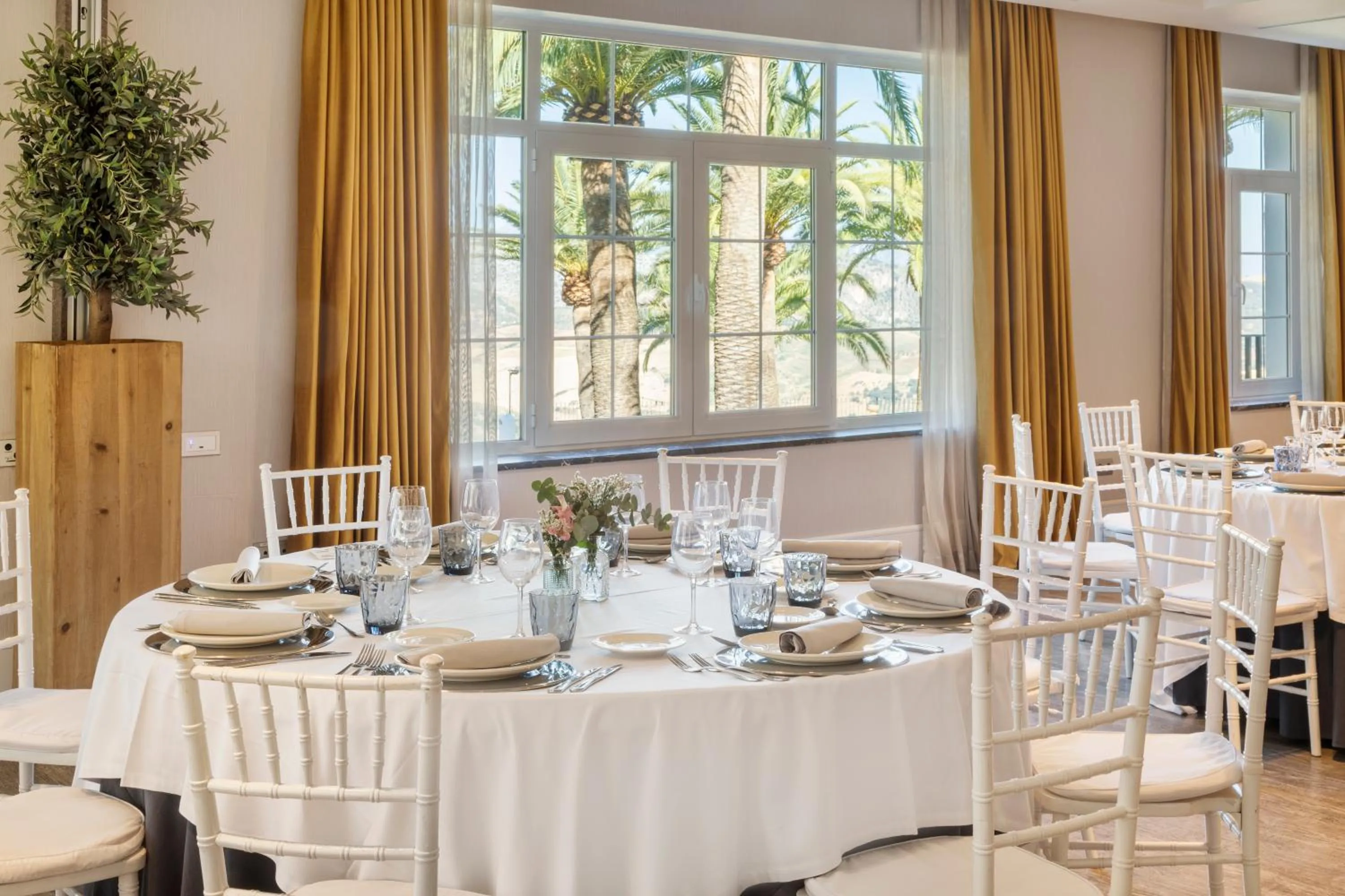 Restaurant/places to eat in Catalonia Reina Victoria