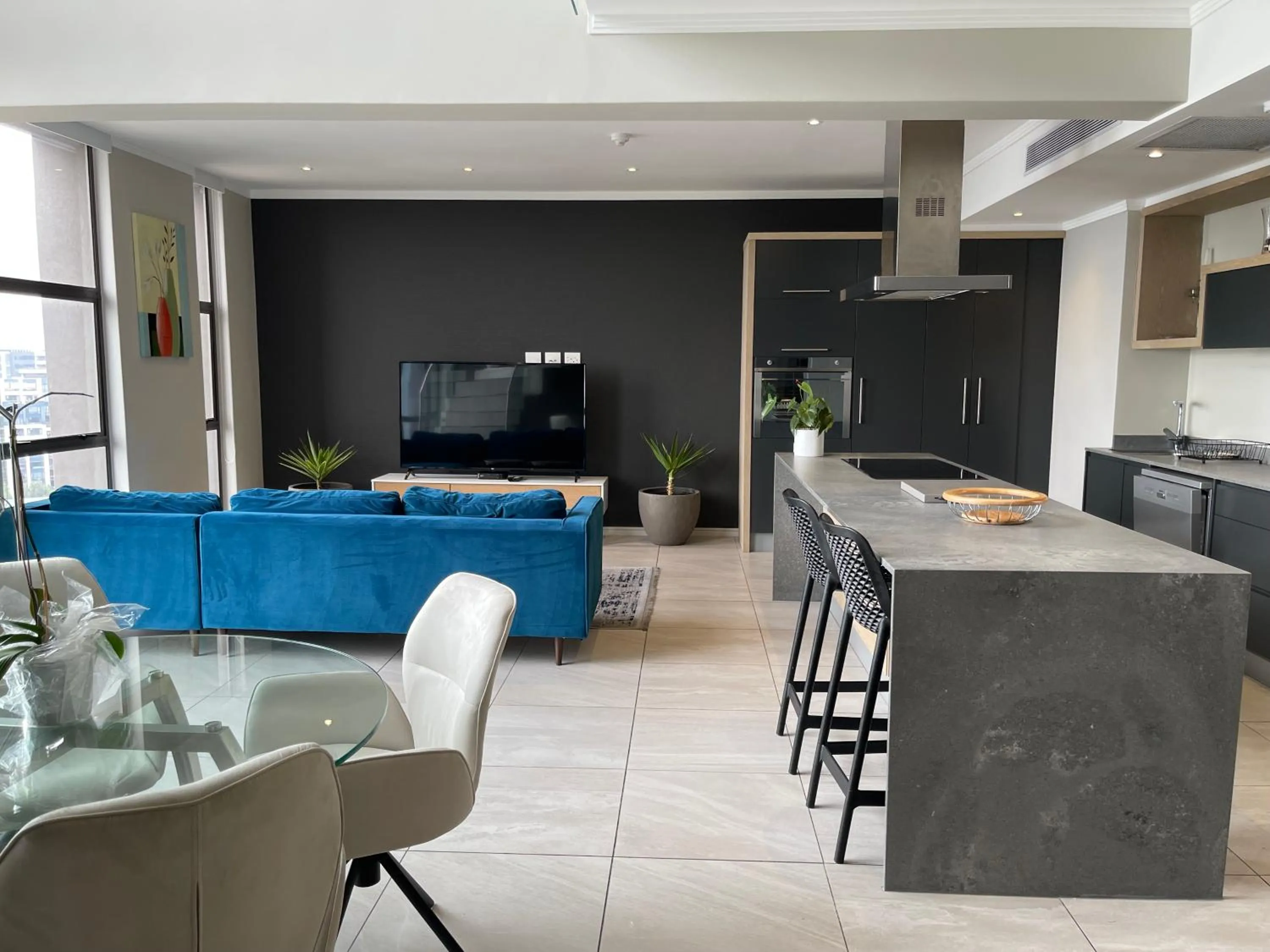 TV and multimedia in CGRSA Apartments Sandton