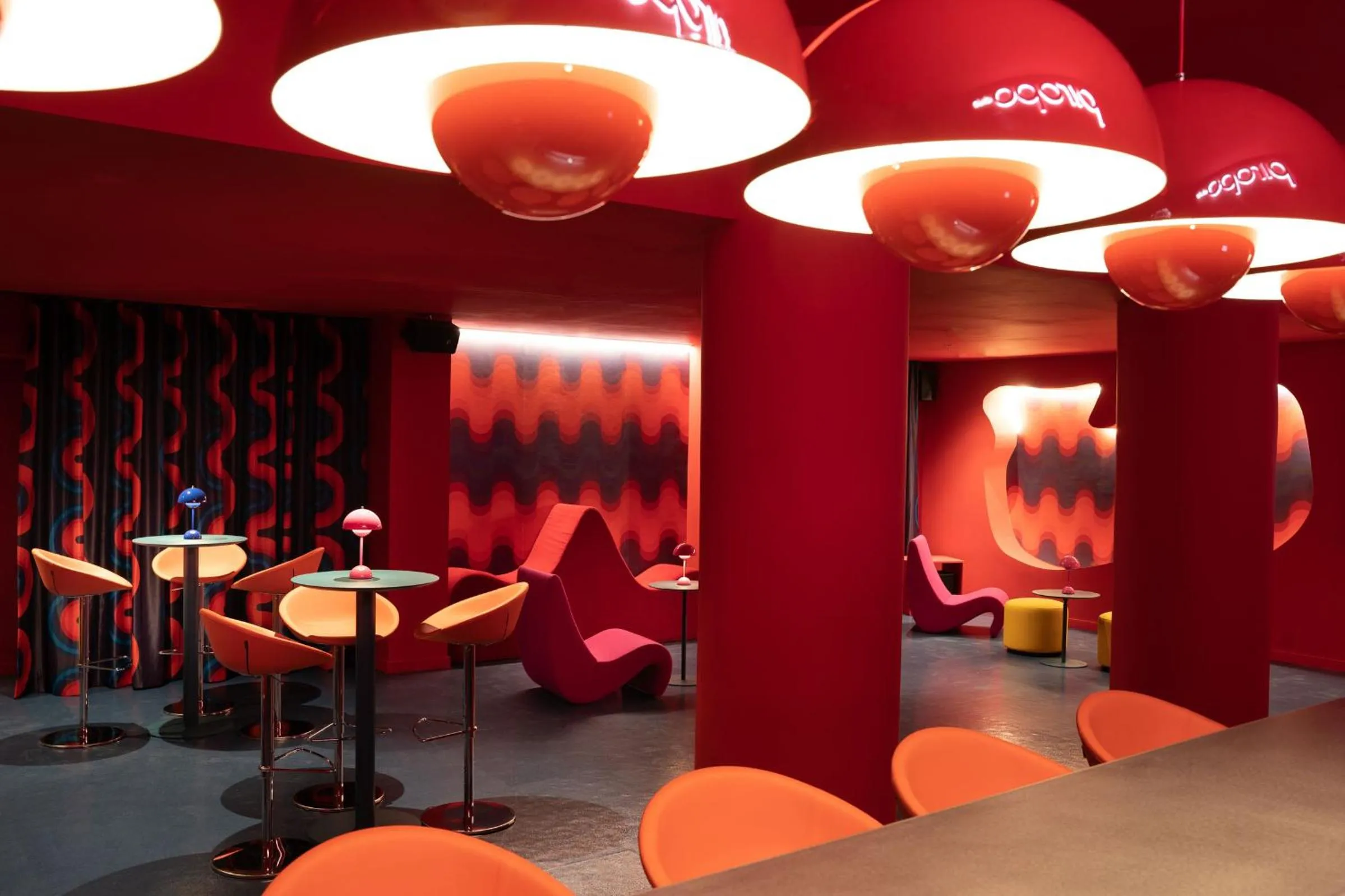 Nightclub / DJ in Ocean Drive Talamanca