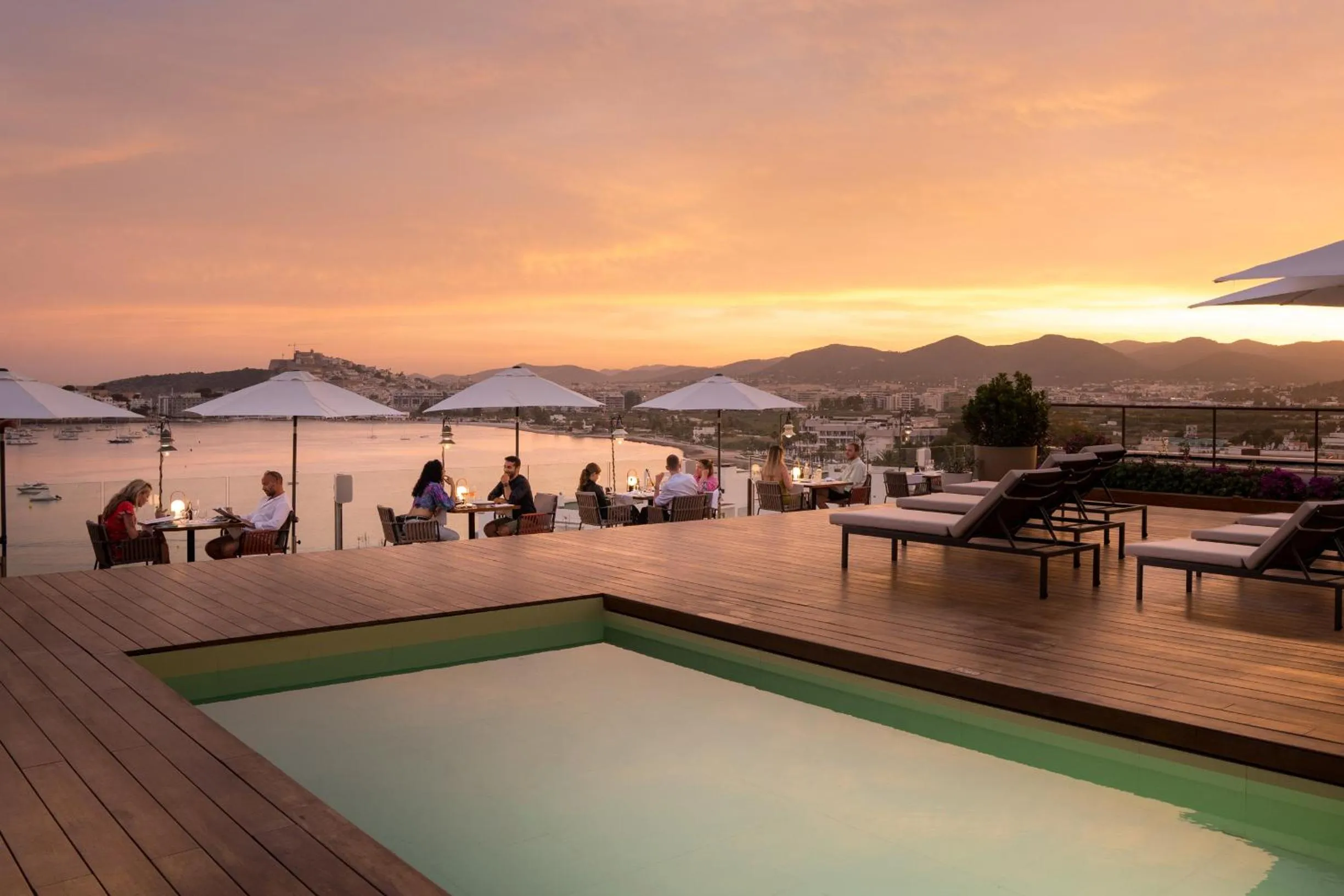 Restaurant/places to eat in Ocean Drive Talamanca