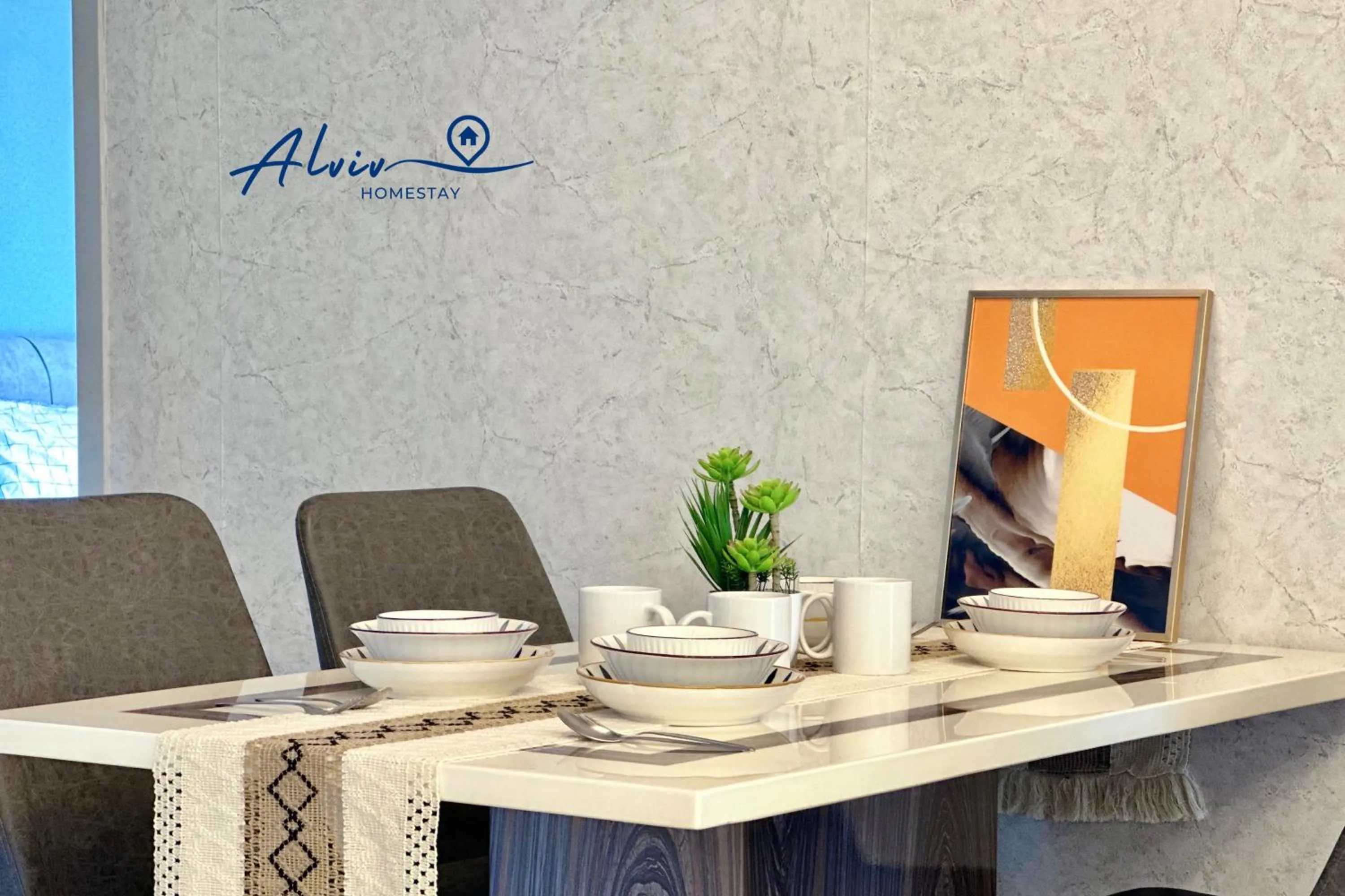 Dining area in Atlantis Melaka I 5-11pax I 5min JonkerSt By Alviv Management