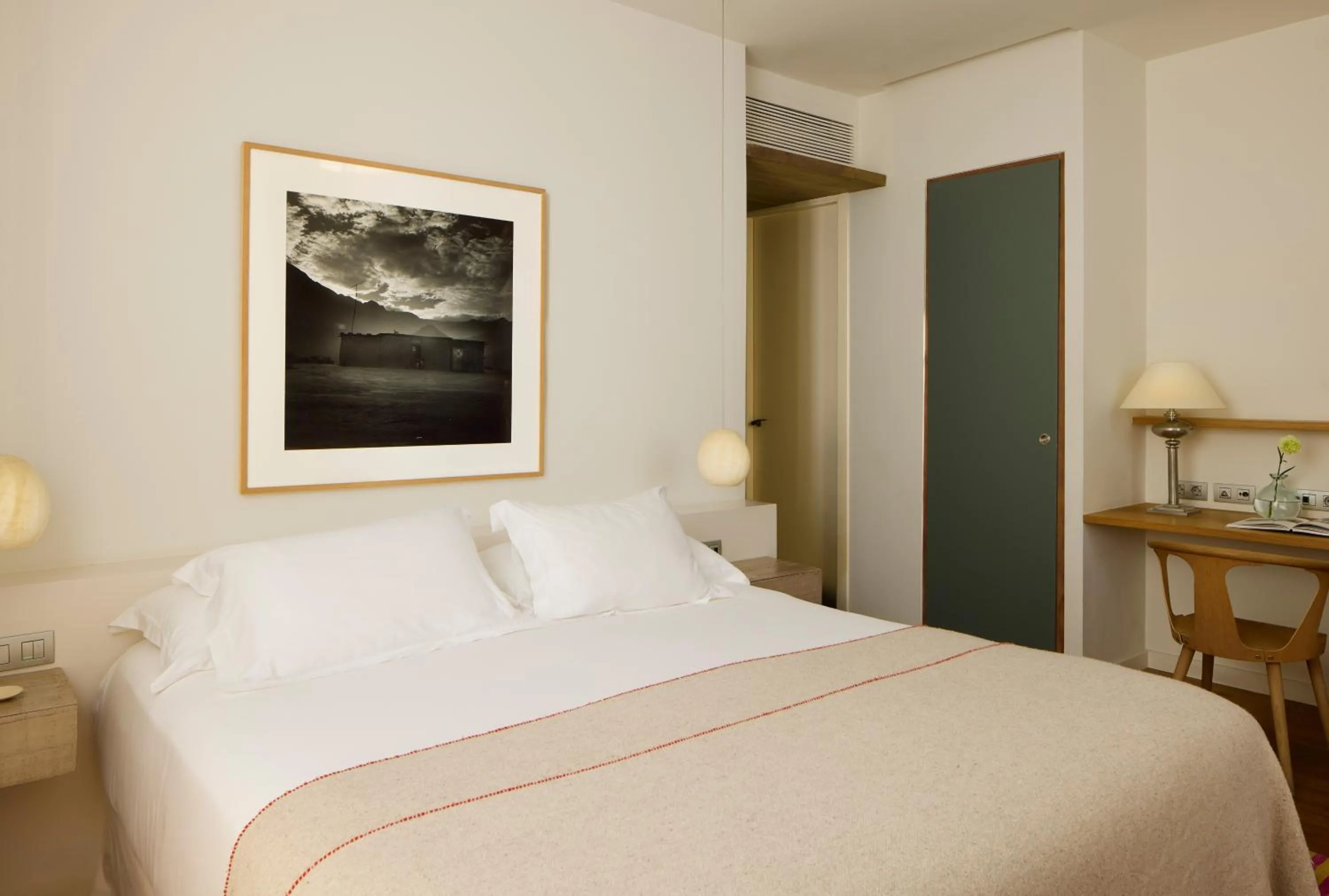 Bedroom, Bed in Hotel Neri – Relais & Chateaux