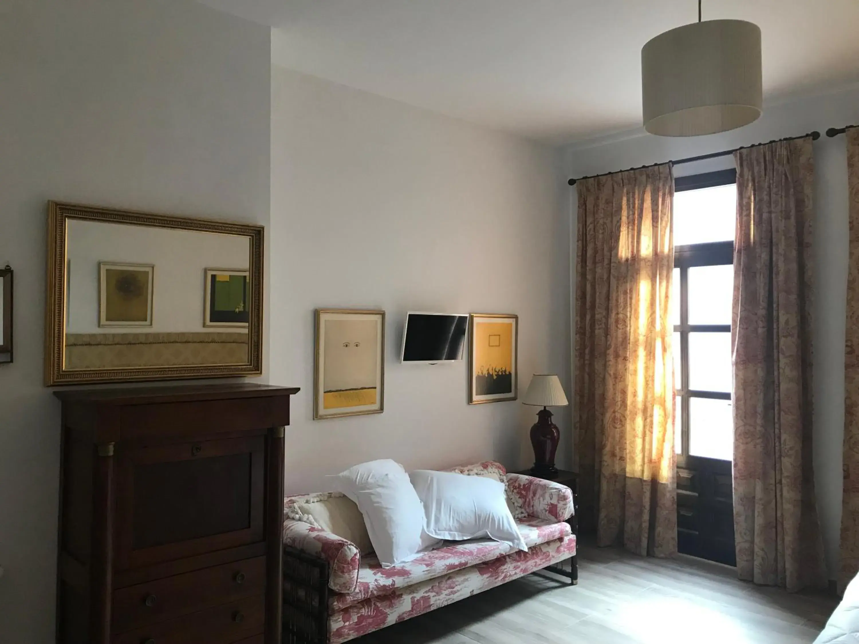 Economy Double Room in Hotel Spa Salinas de Imón Economy Double Room in Hotel Spa Salinas de Imón