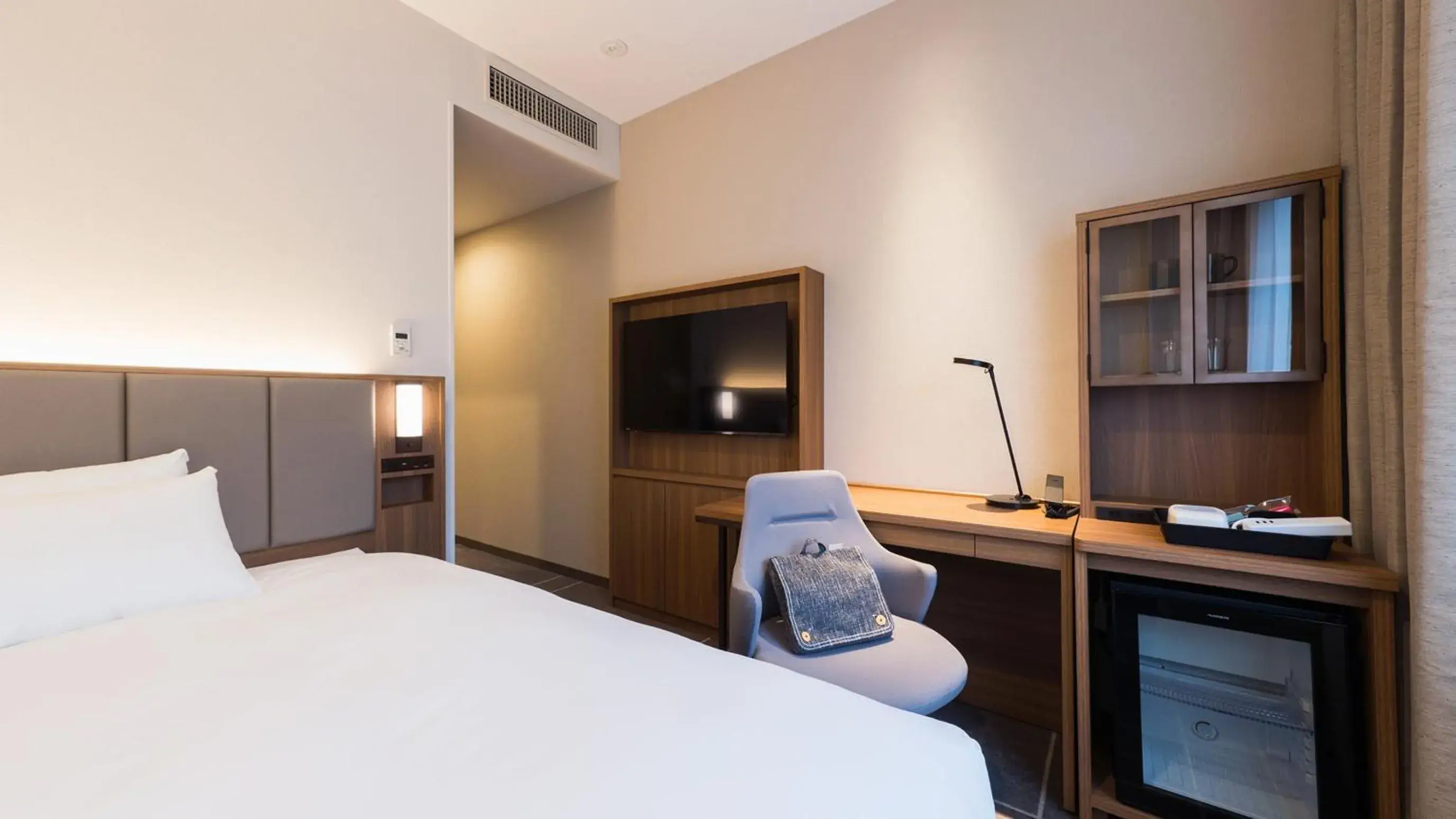 Business Single Room (2 Adults) - Non-Smoking in JR-East Hotel Mets Mejiro Business Single Room (2 Adults) - Non-Smoking in JR-East Hotel Mets Mejiro