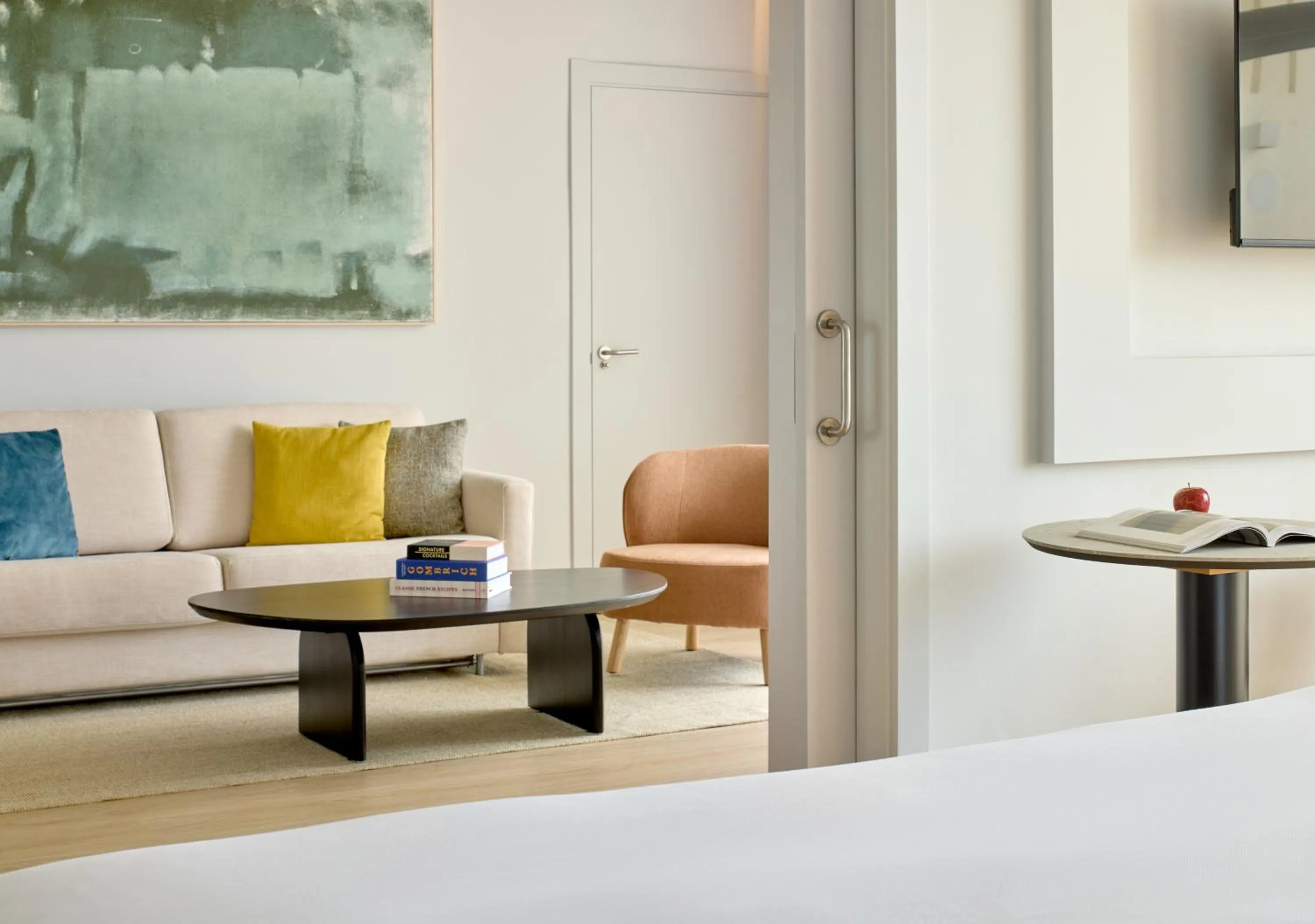 Living room, Bed in Meliá Lloret de Mar