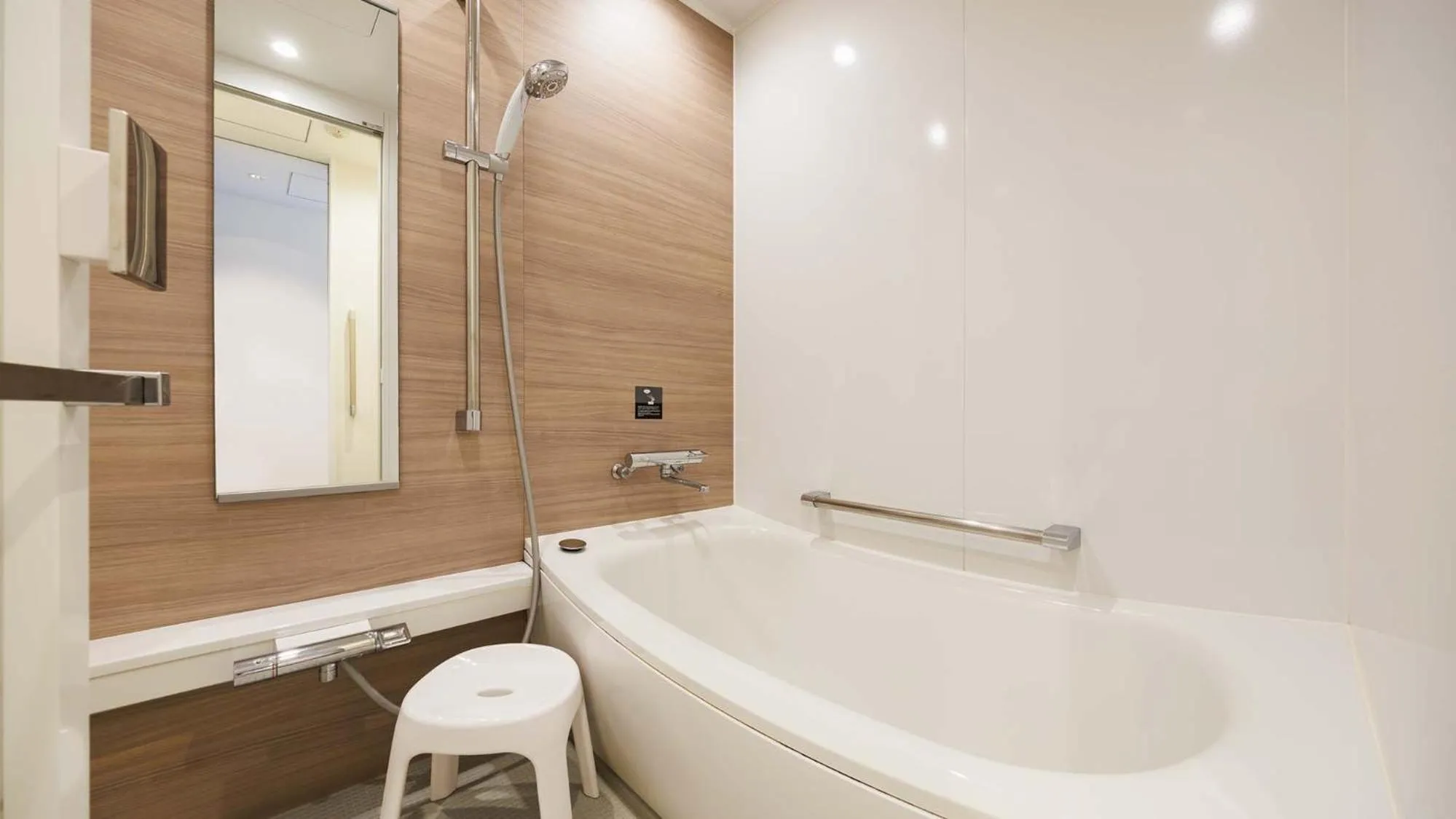 JR East Hotel Mets Premier Gotanda