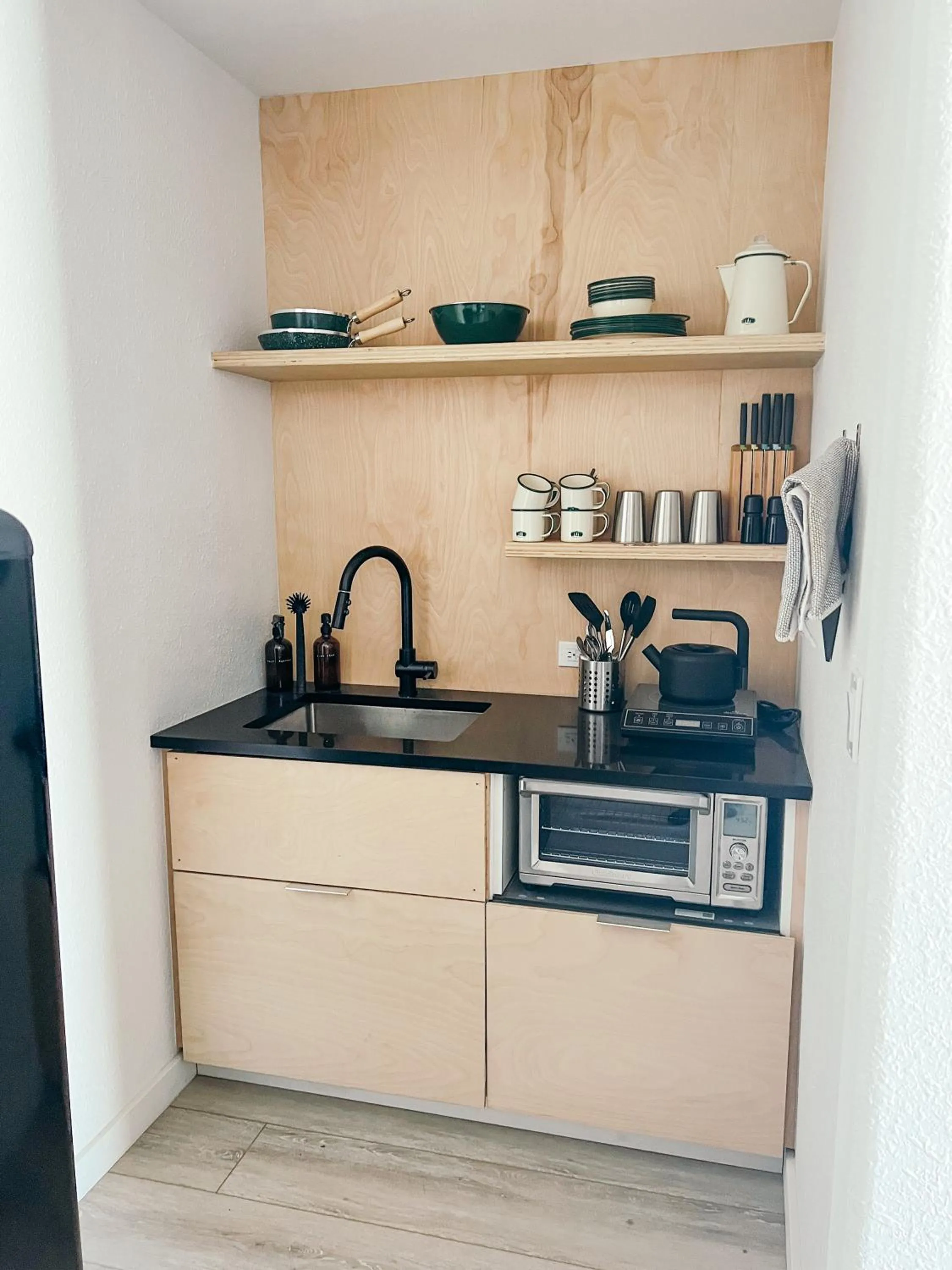 Kitchen or kitchenette in The Timberline