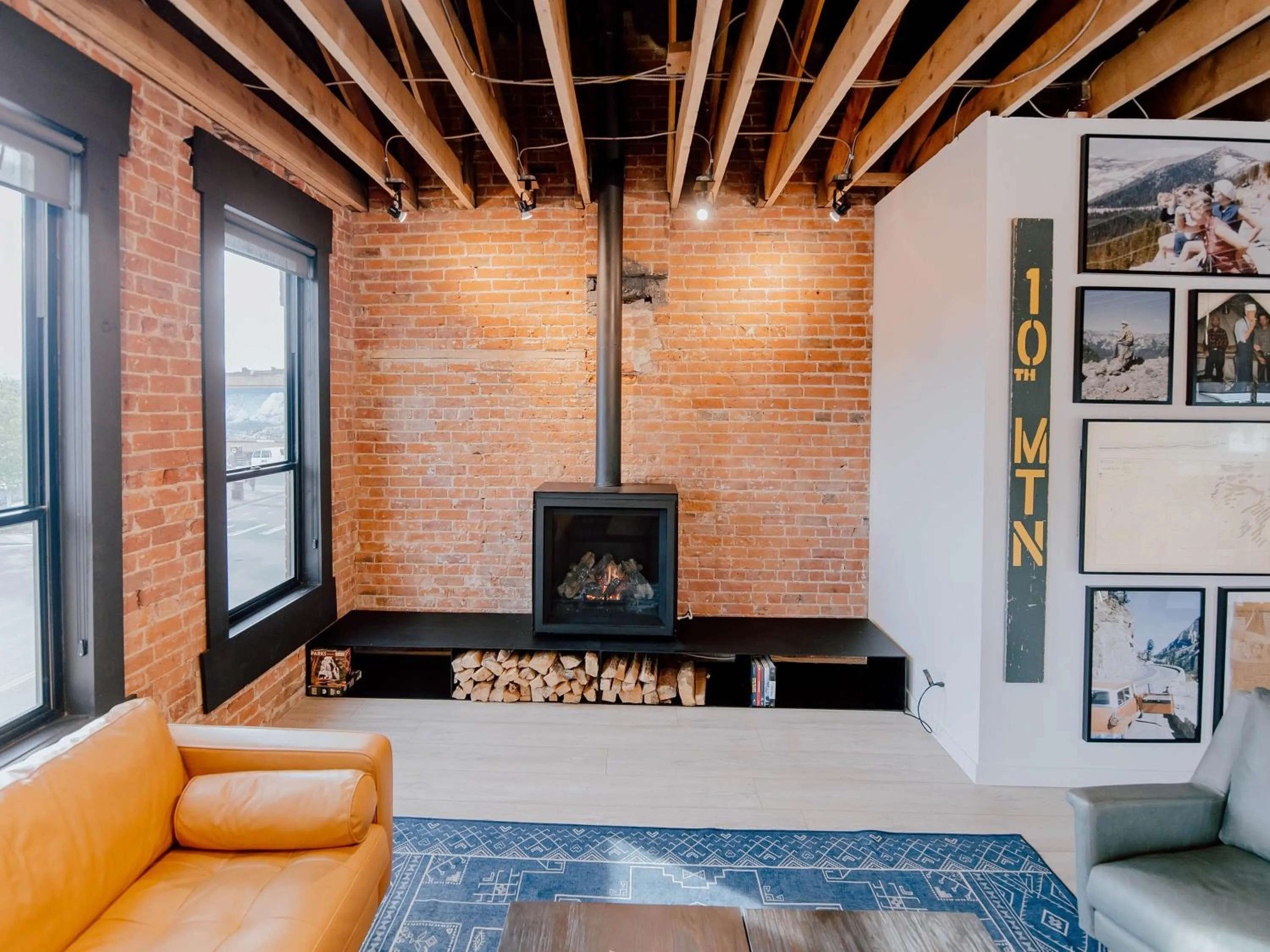 Living room in The Timberline