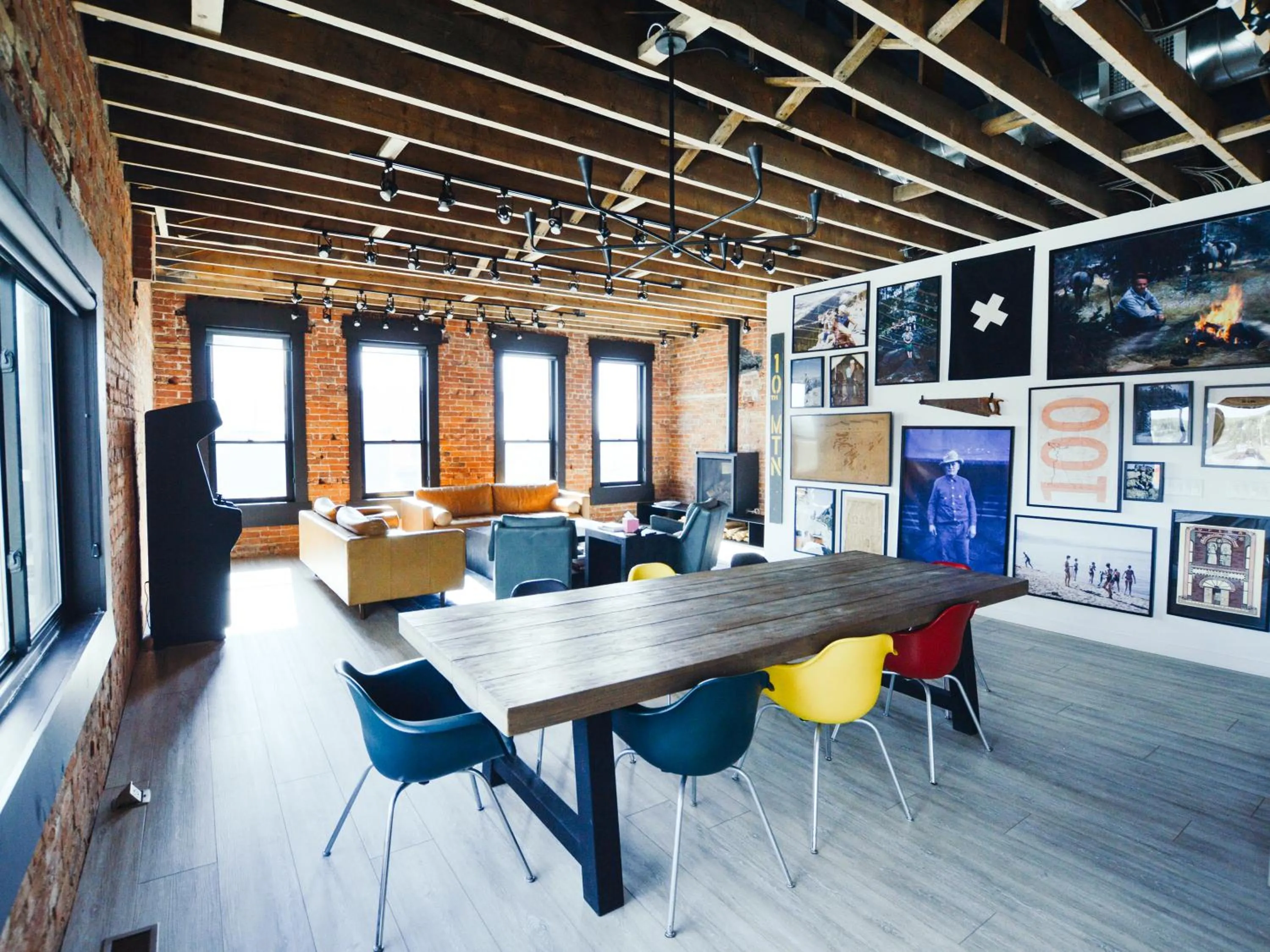 Living room in The Timberline