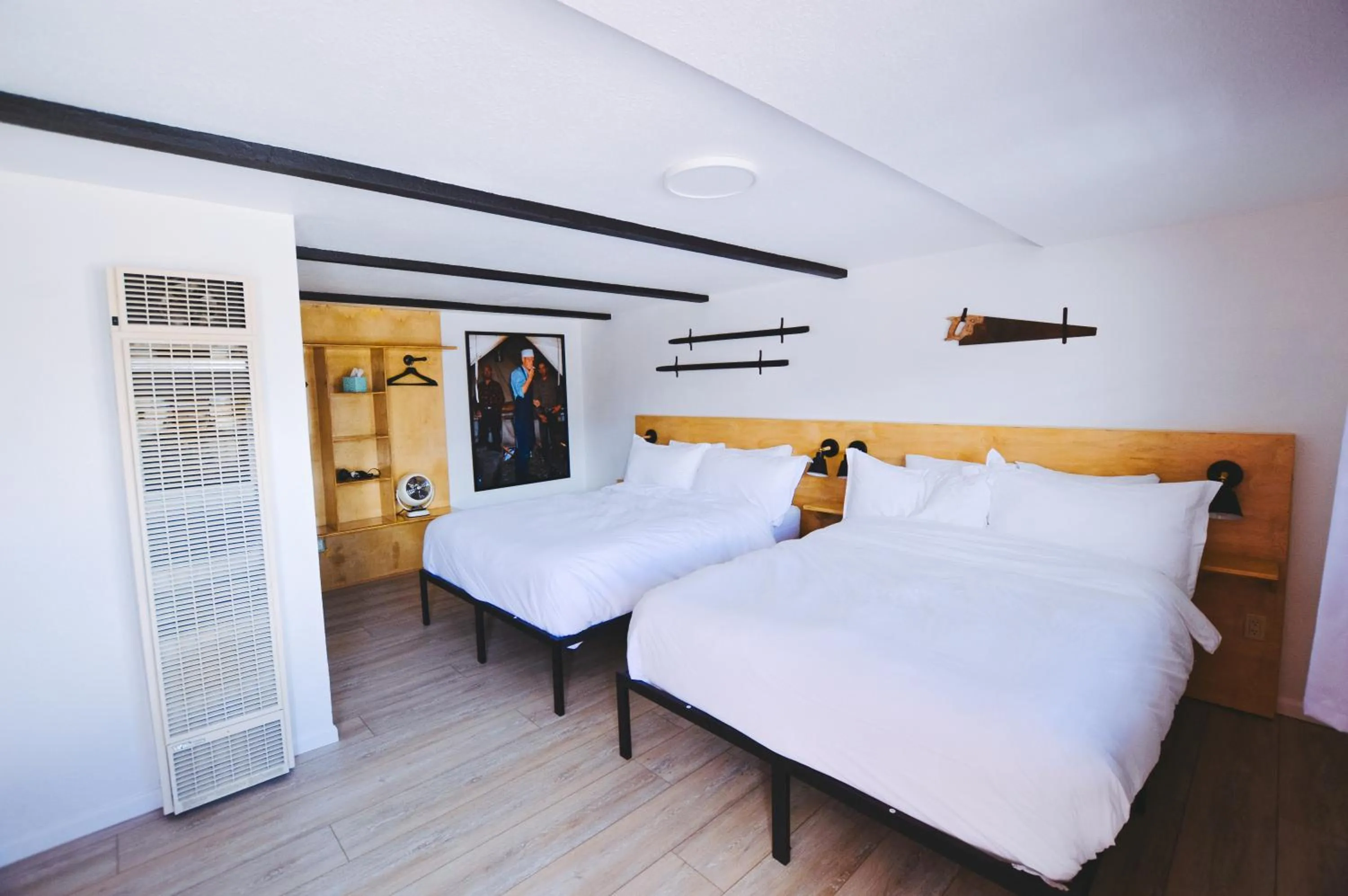 Photo of the whole room, Bed in The Timberline