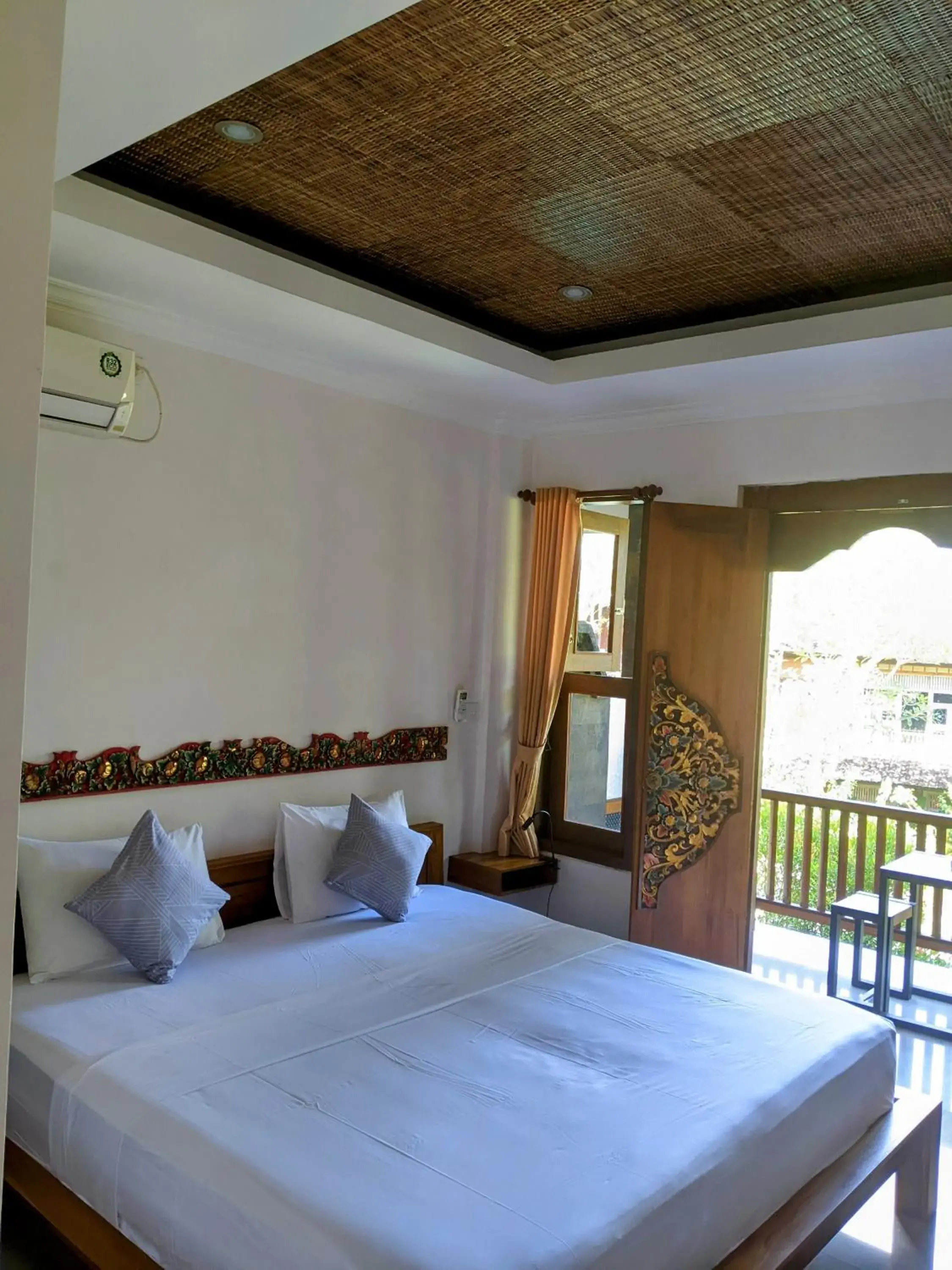 Bed in Sampara Ubud with Mindrum Group Bed in Sampara Ubud with Mindrum Group