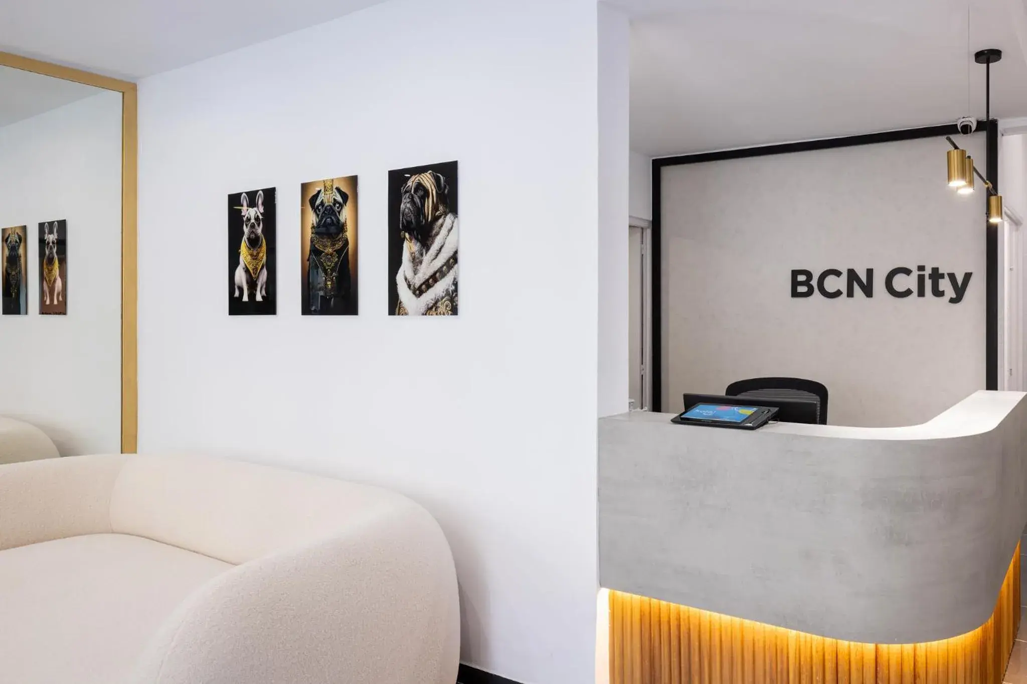 Lobby or reception, Bed in htop BCN City #htopEnjoy Lobby or reception, Bed in htop BCN City #htopEnjoy