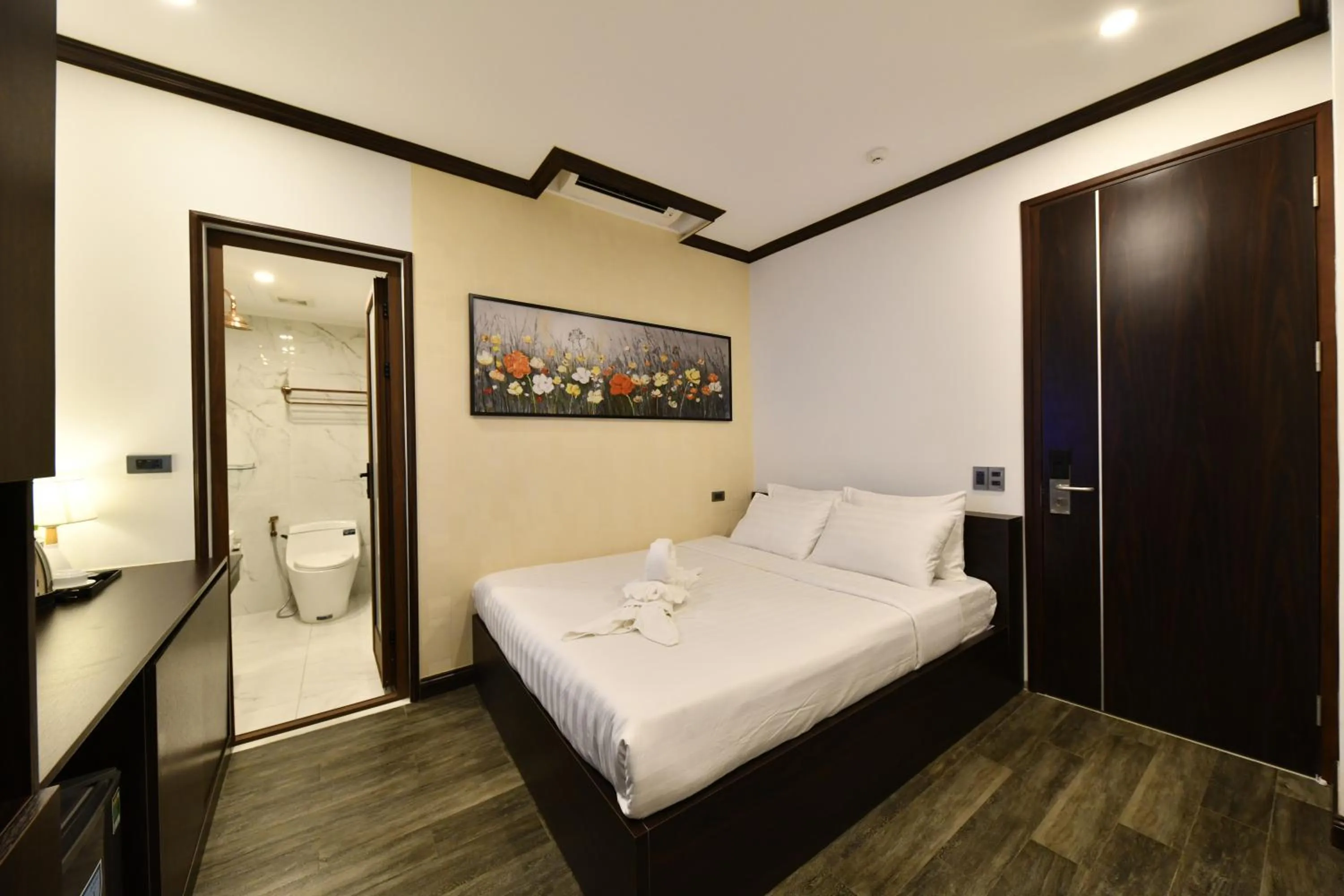 Bed in Kingdom Hotel Hanoi