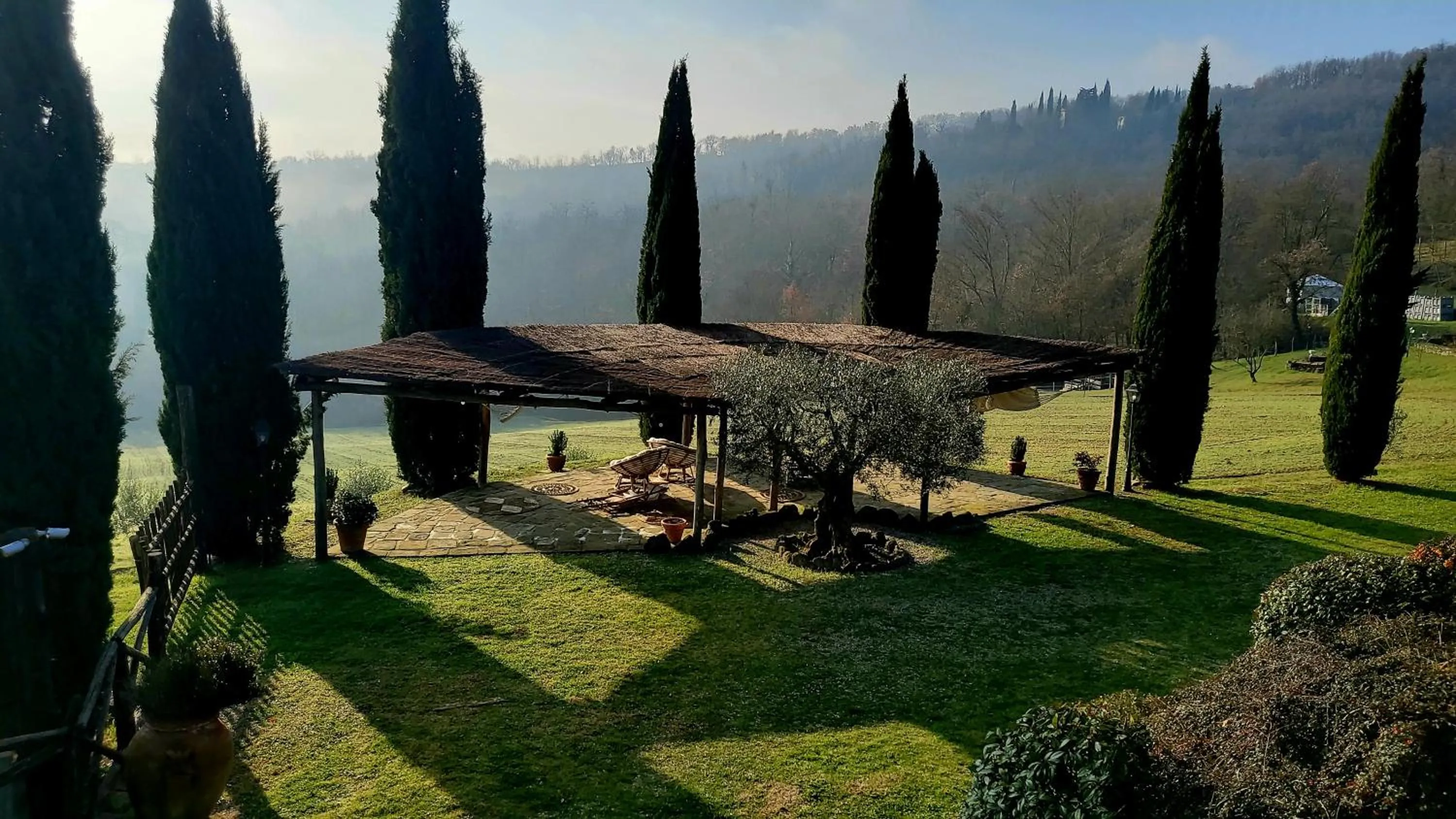Tuscan Escape Luxury 2 bedroom apartment with pool