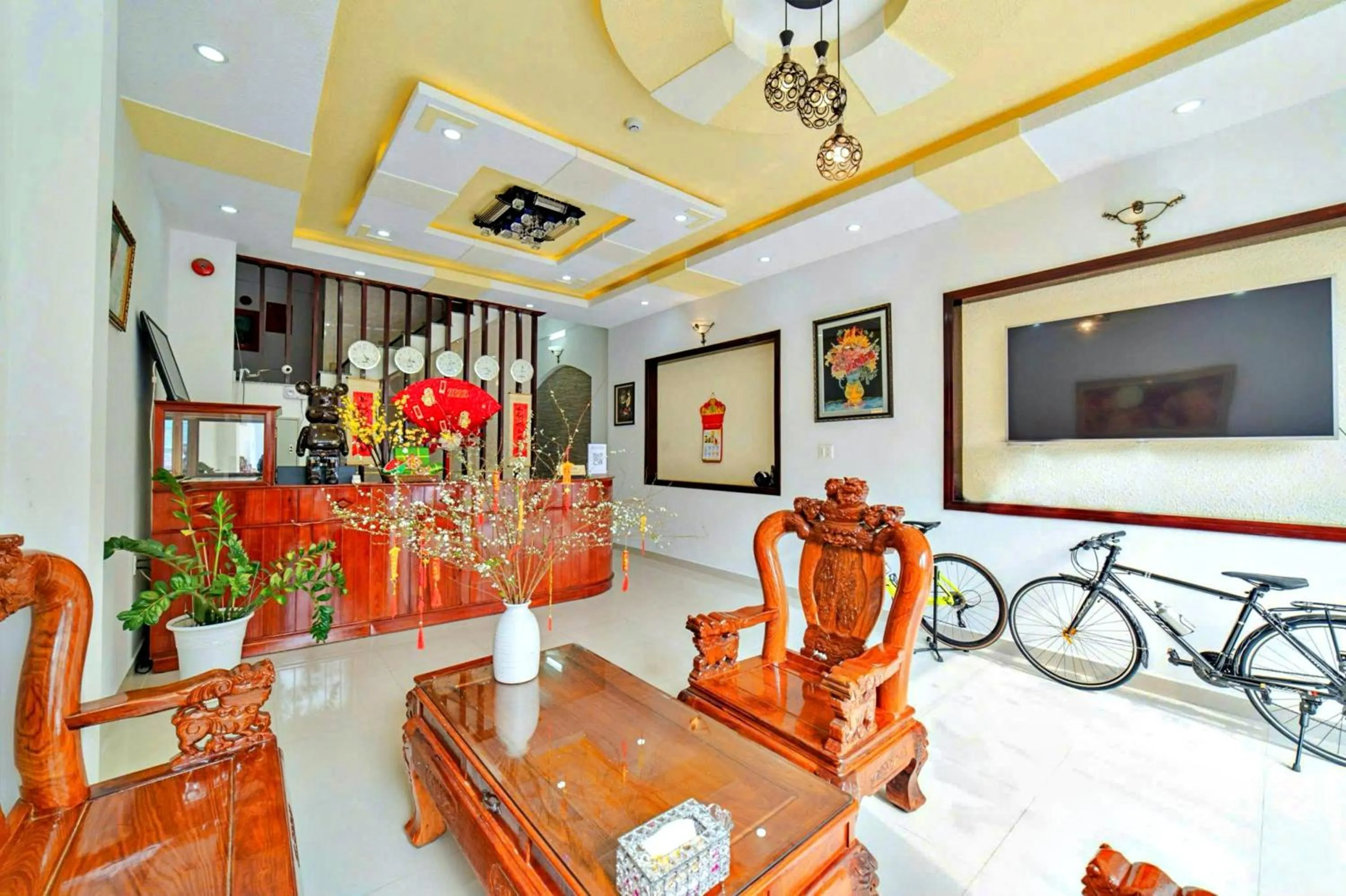 TV and multimedia in S79 Kim Phu Hotel Dalat