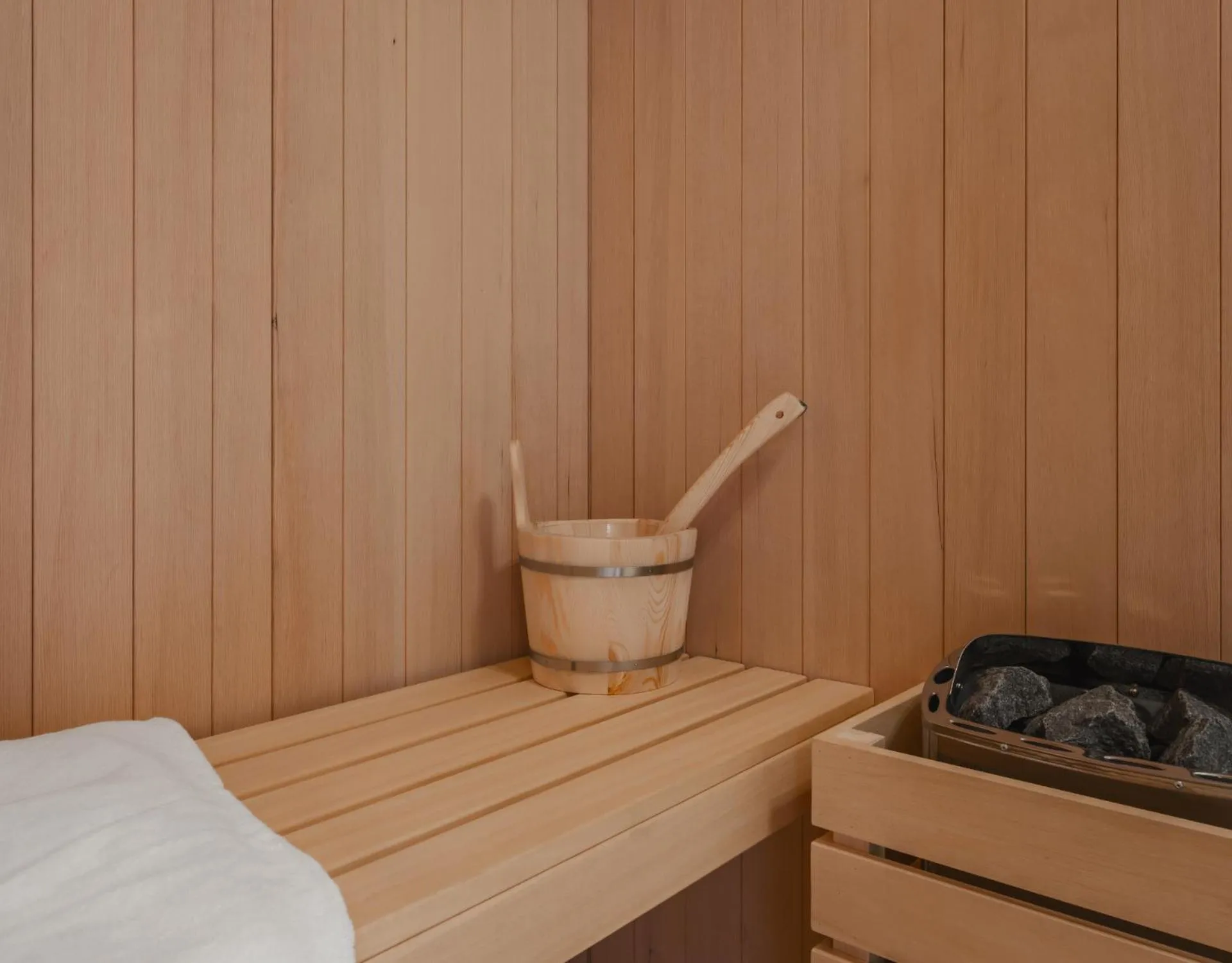 Spa and wellness centre/facilities in DOMUS DE ARMENIS