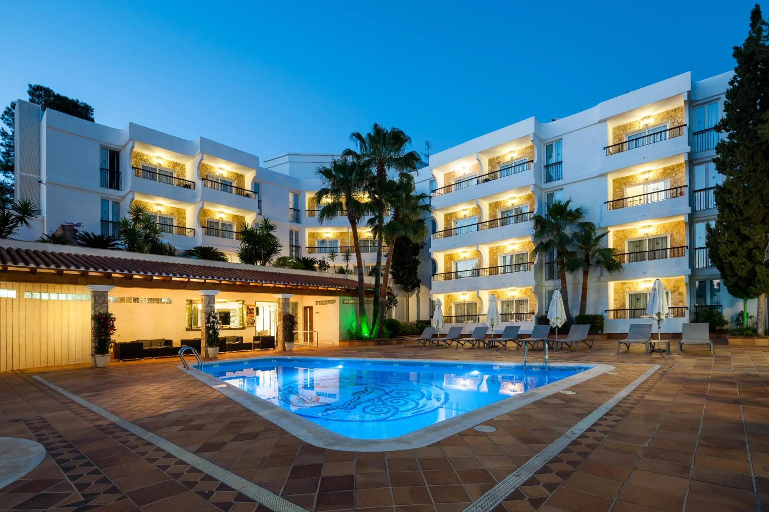 Patio in Suite Hotel S'Argamassa Palace