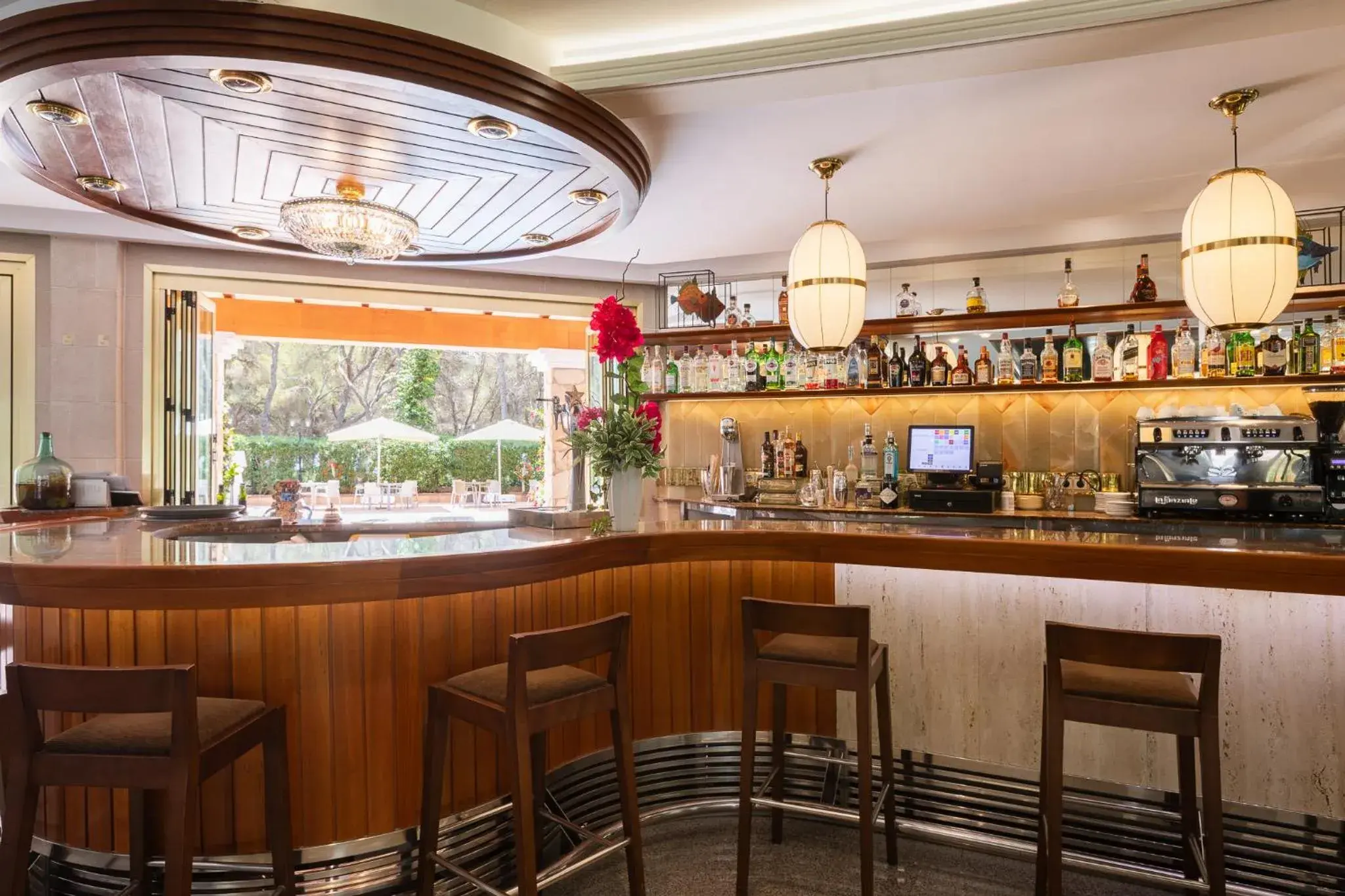 Lounge or bar in Suite Hotel S'Argamassa Palace Lounge or bar in Suite Hotel S'Argamassa Palace