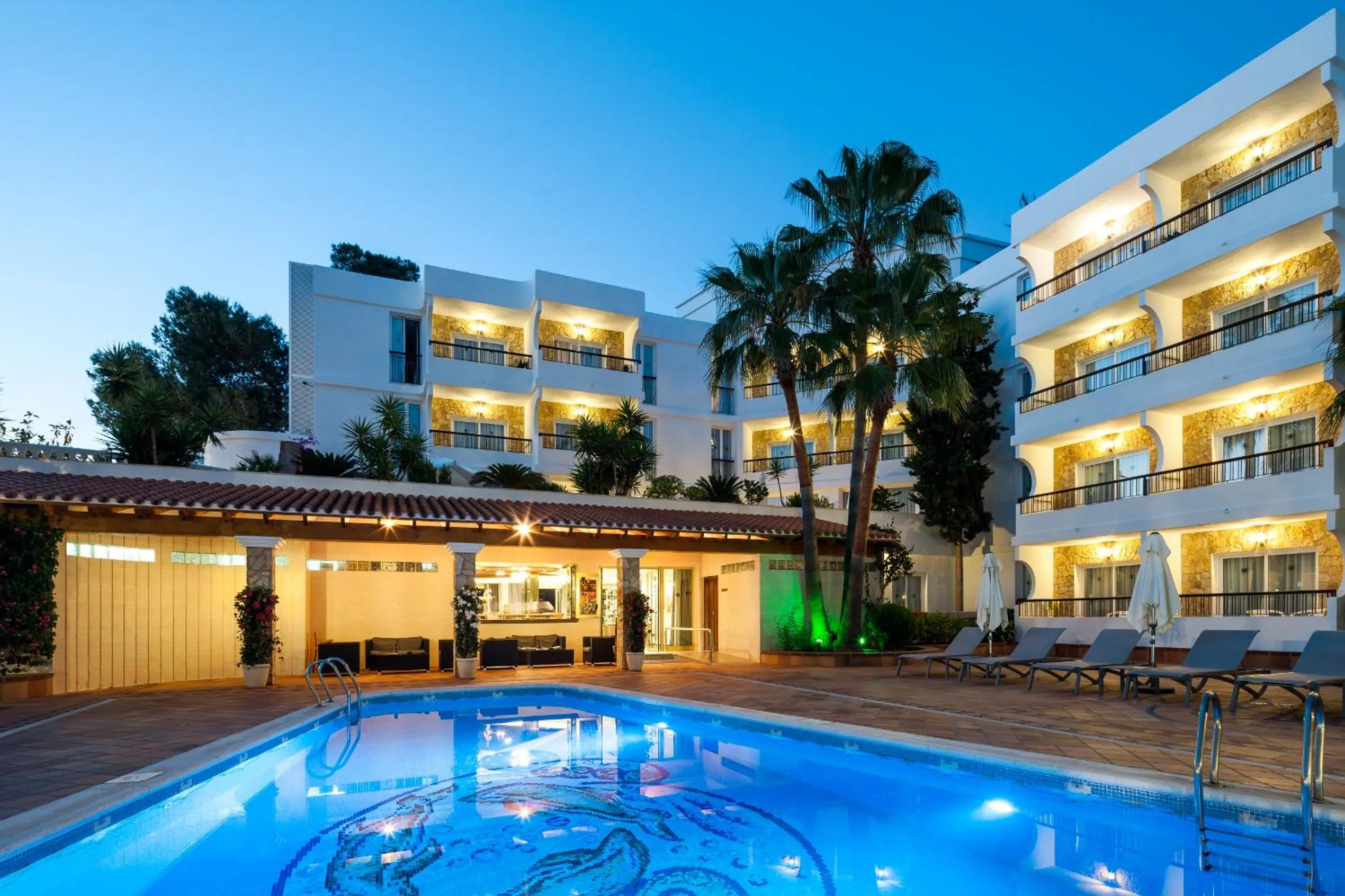 Patio in Suite Hotel S'Argamassa Palace