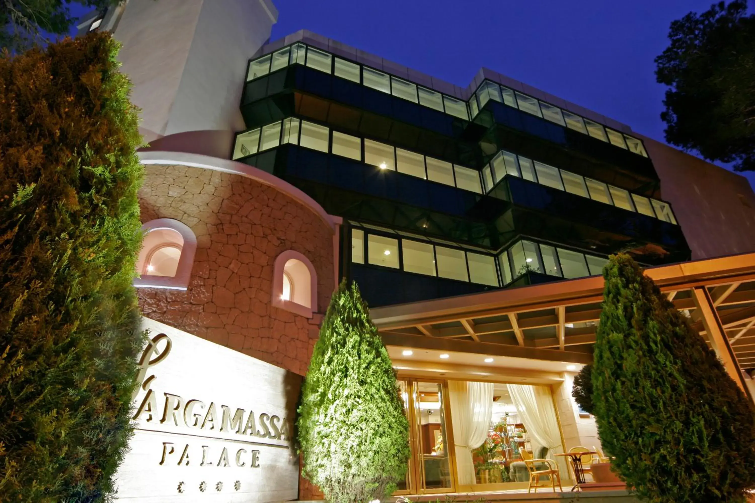 Facade/entrance in Suite Hotel S'Argamassa Palace Facade/entrance in Suite Hotel S'Argamassa Palace