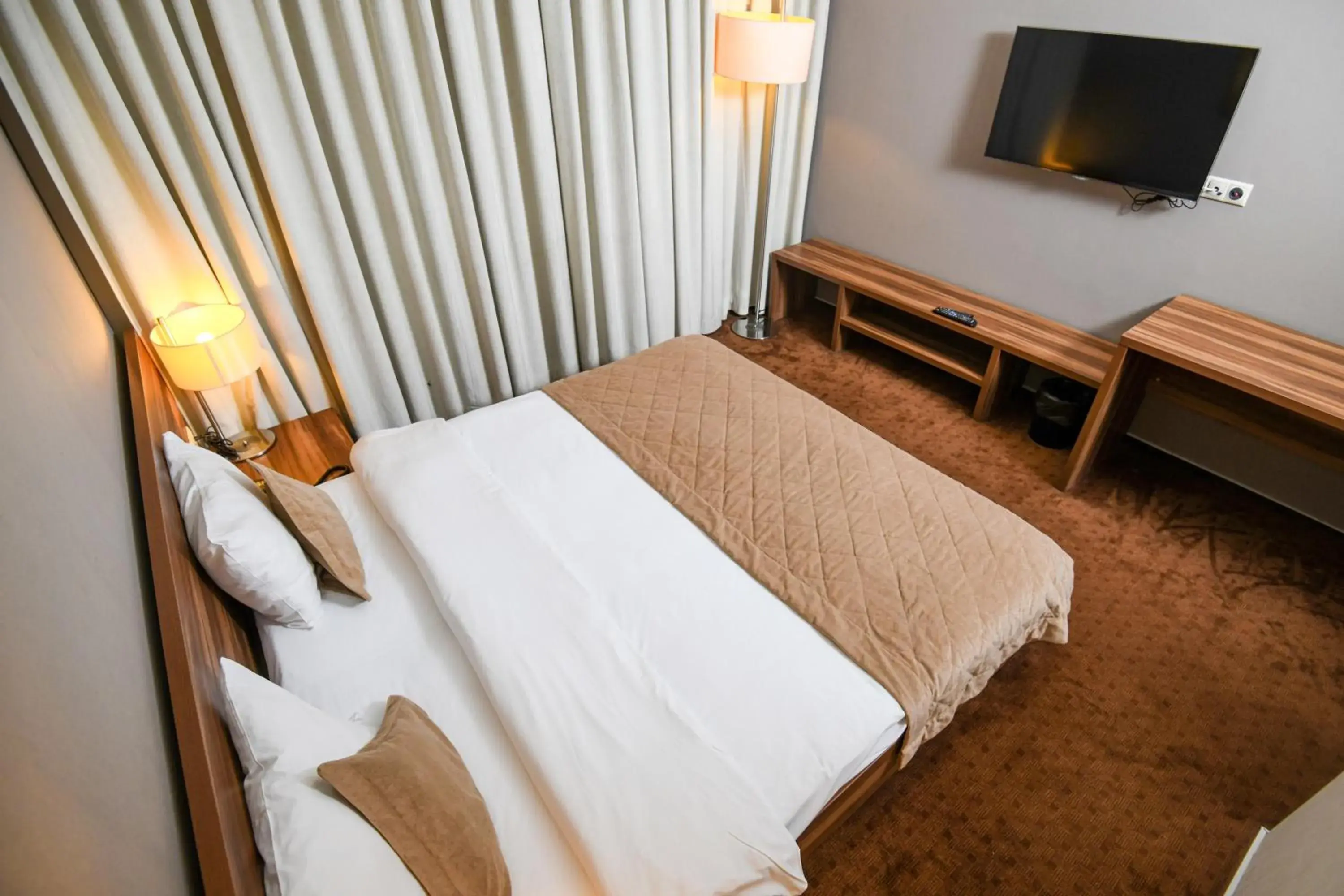 Budget Double Room in Avenue Hotel Baku by Smart Budget Double Room in Avenue Hotel Baku by Smart