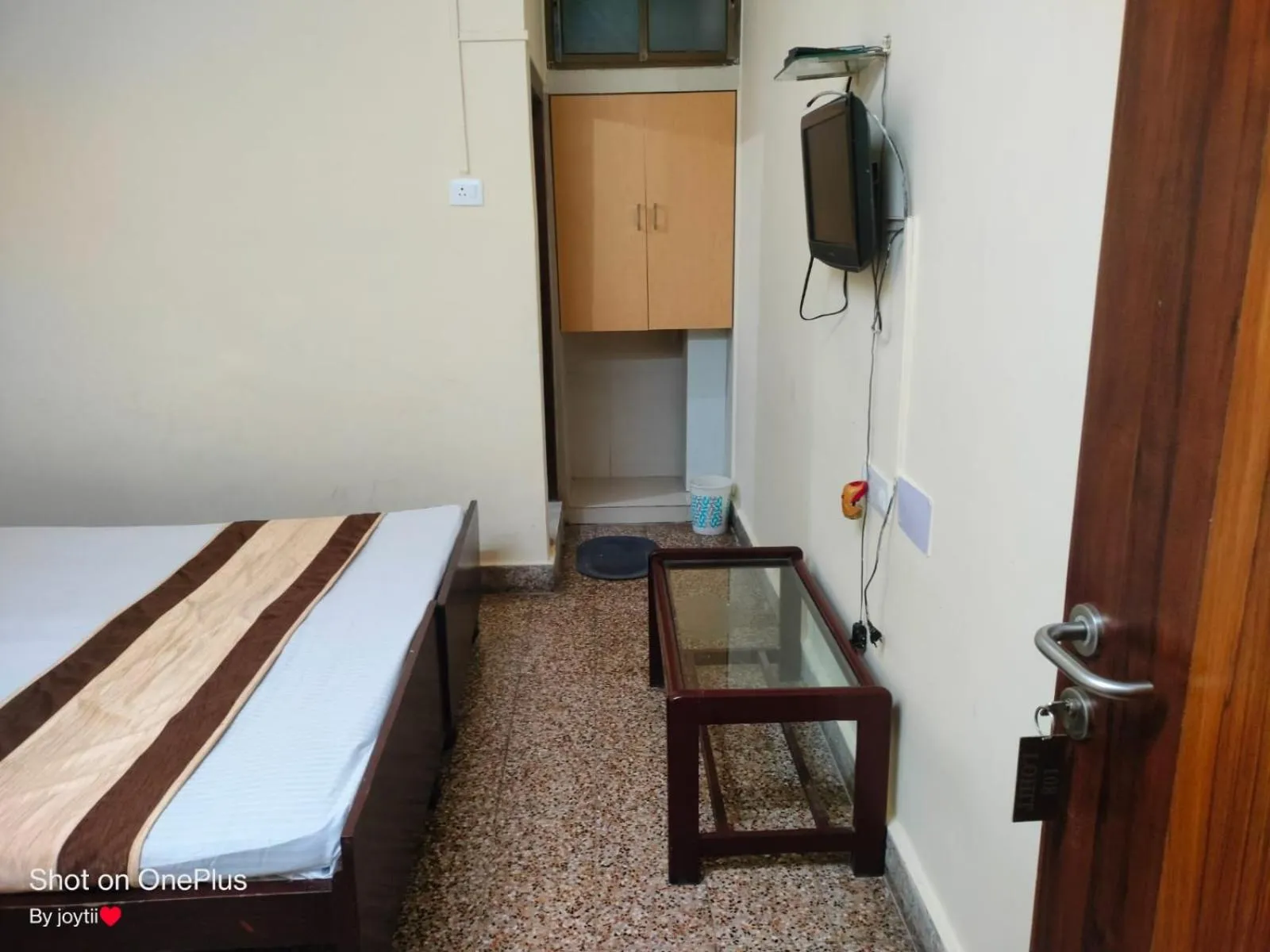 Bedroom, Bed in Hotel Embassy