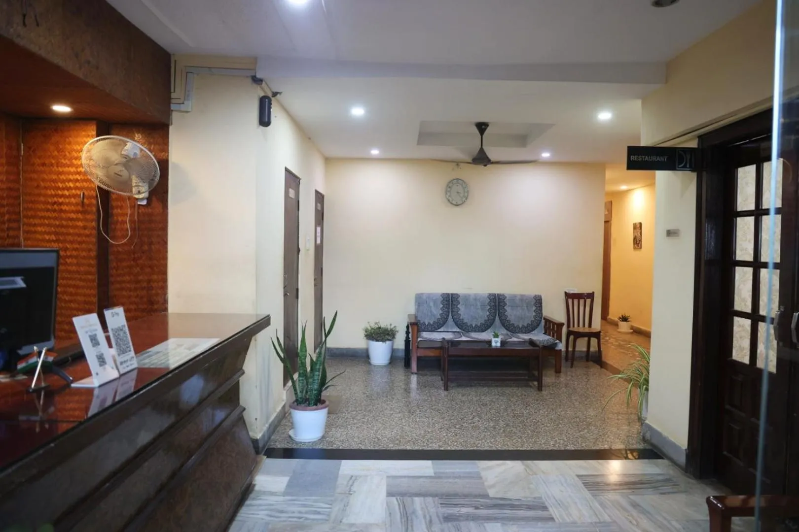 Lobby or reception in Hotel Embassy