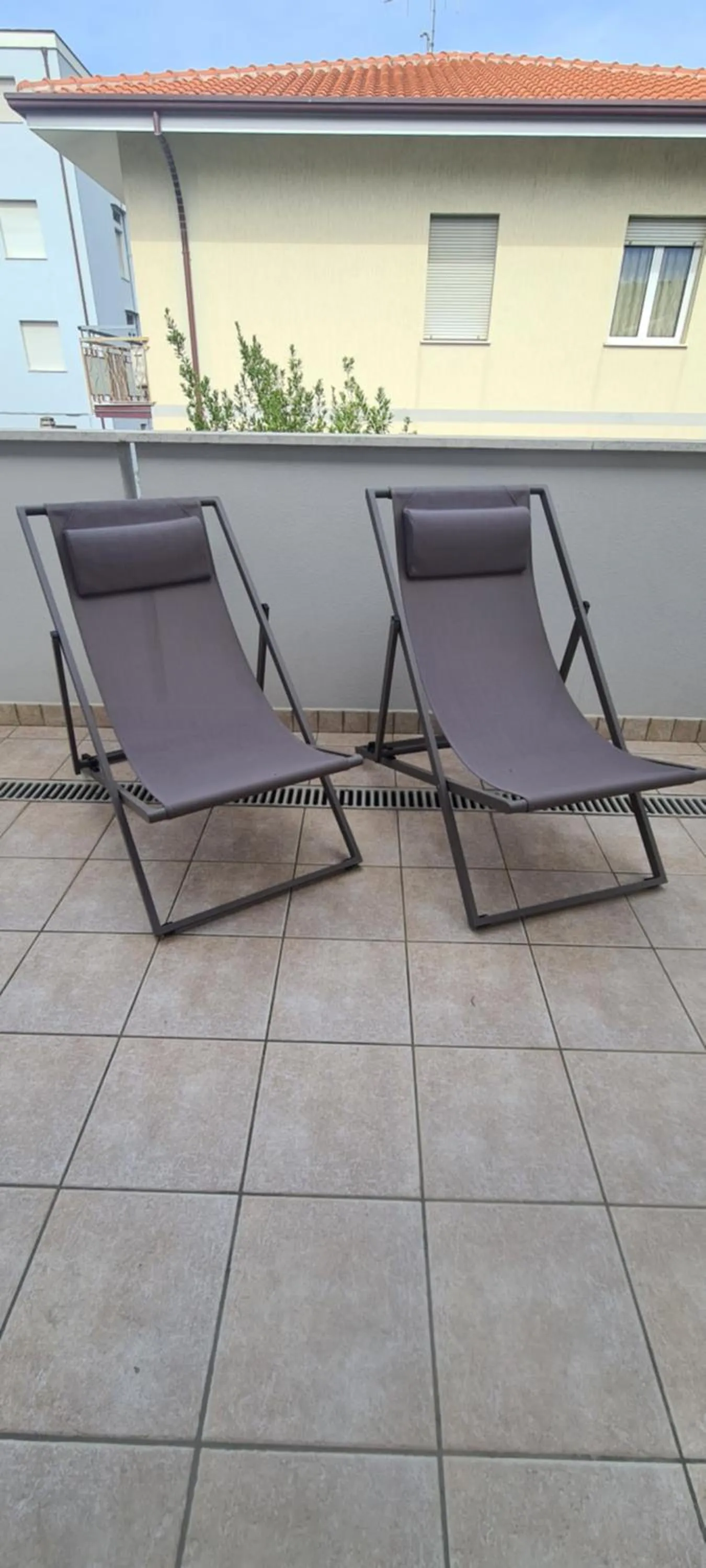sunbed in Appartamento Tra Cielo e Mare Cesenatico