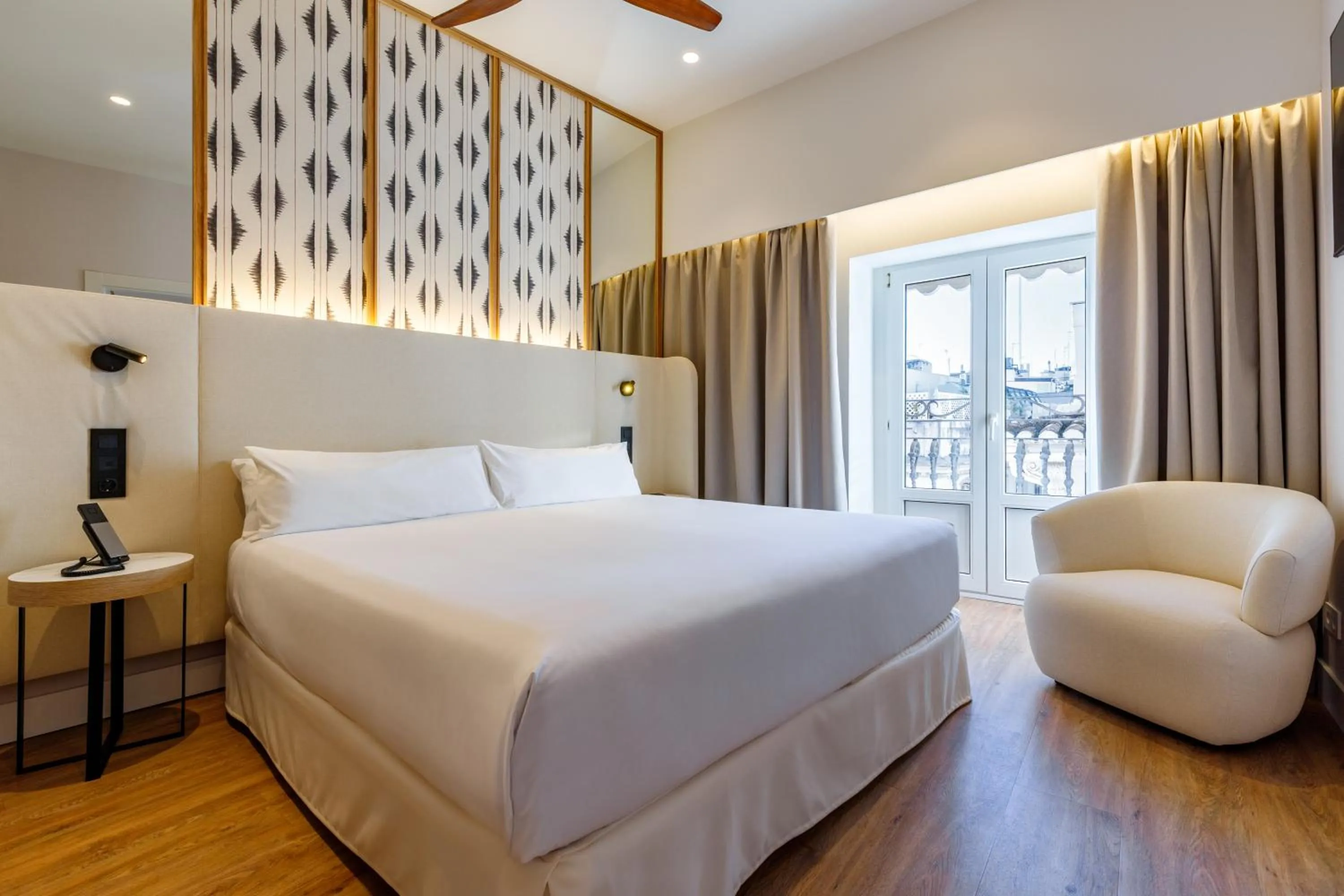 Petit Palace Plaza de la Reina