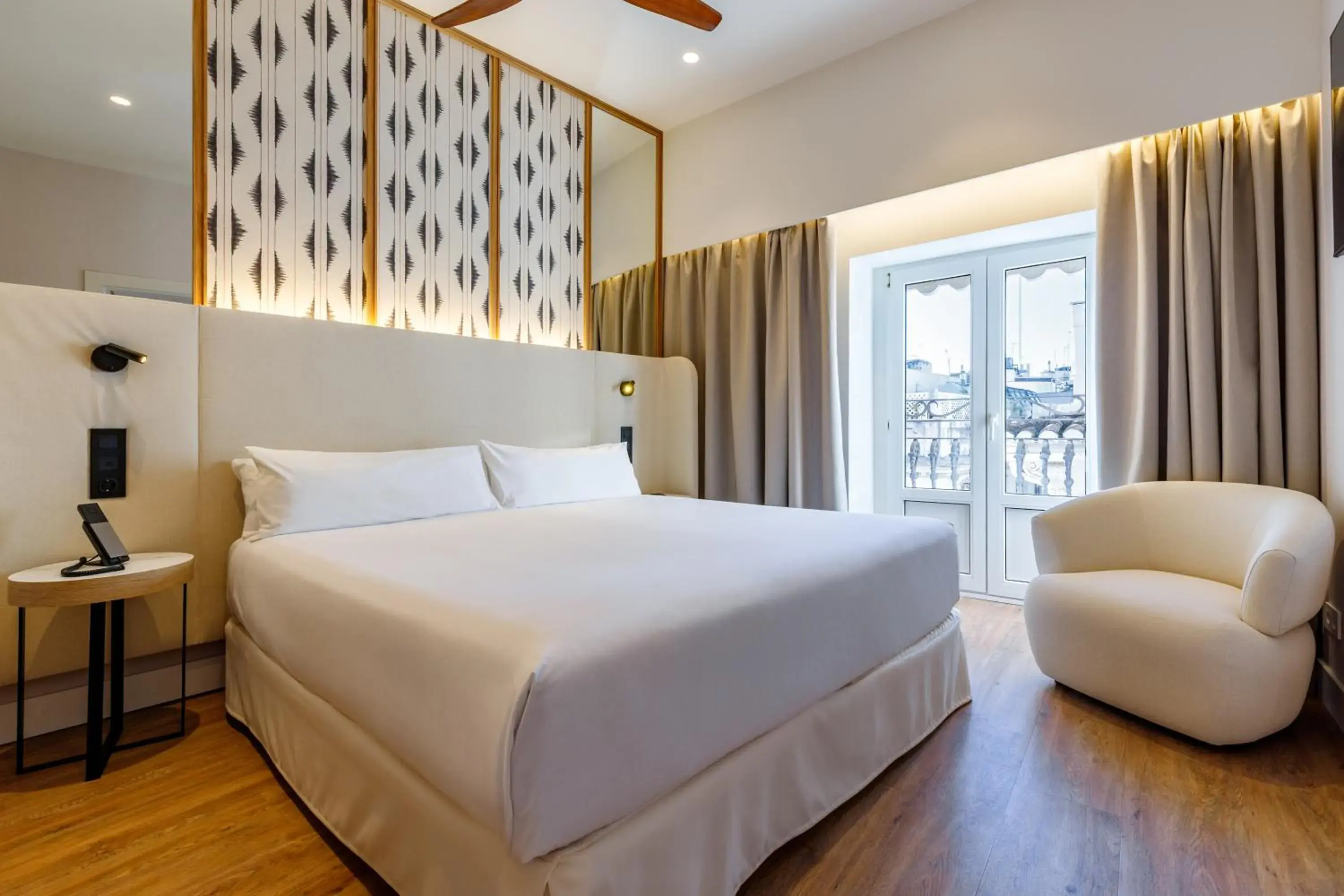 Petit Palace Plaza de la Reina Petit Palace Plaza de la Reina