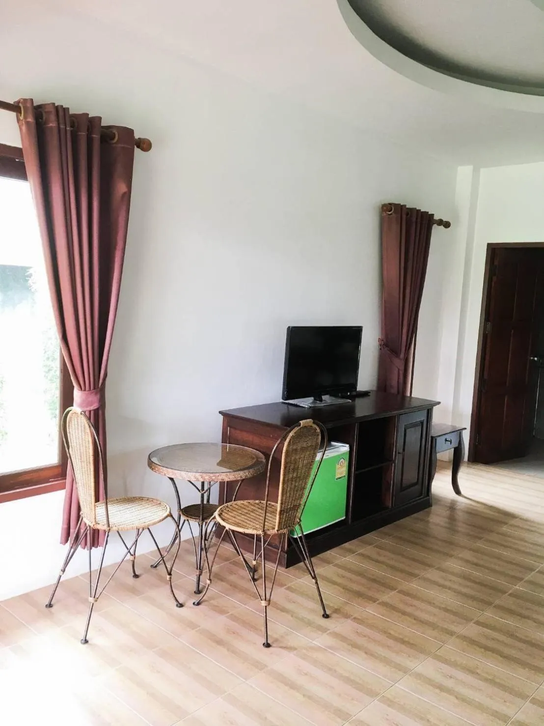 hair dresser in Waterside Resort