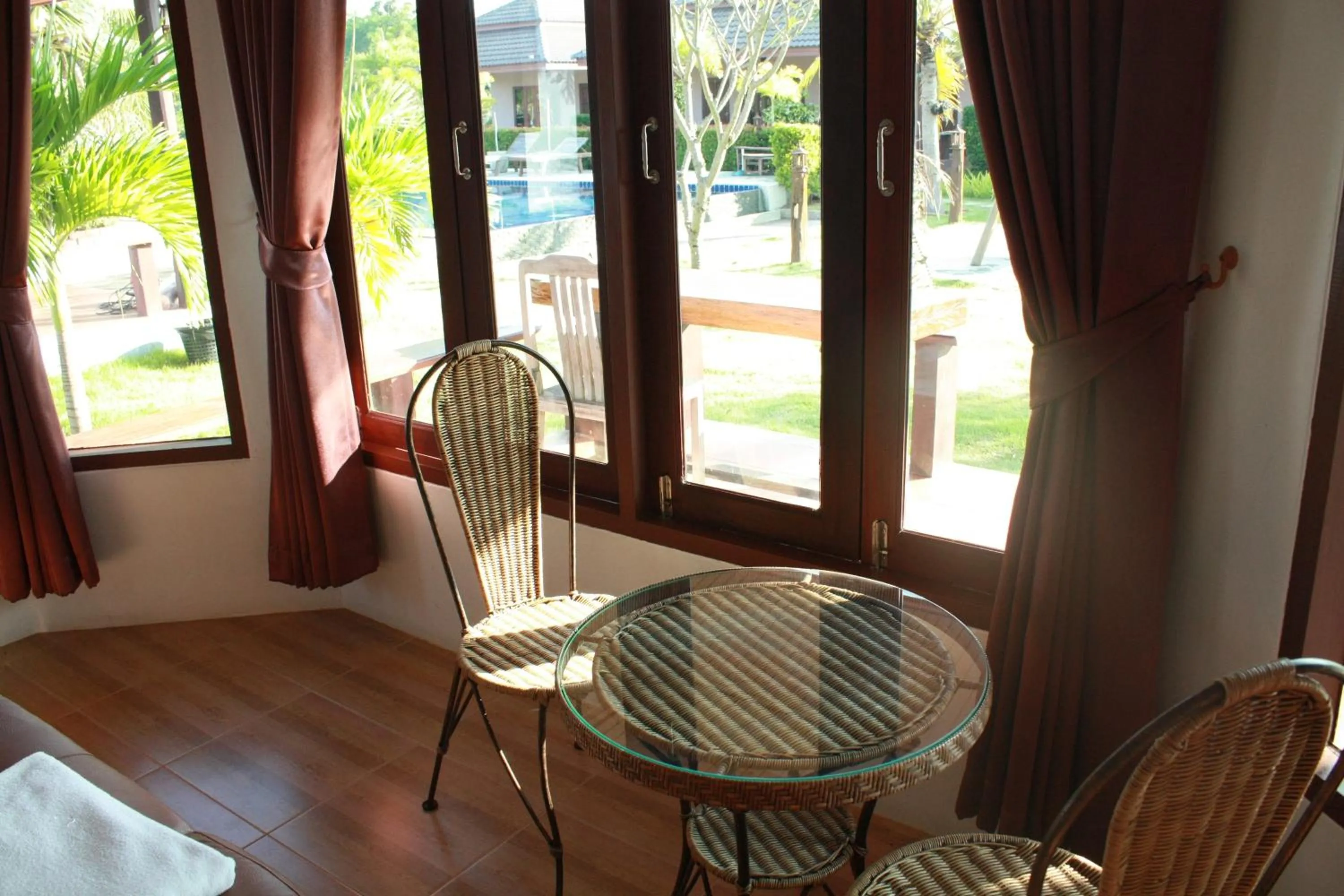 Seating area in Waterside Resort