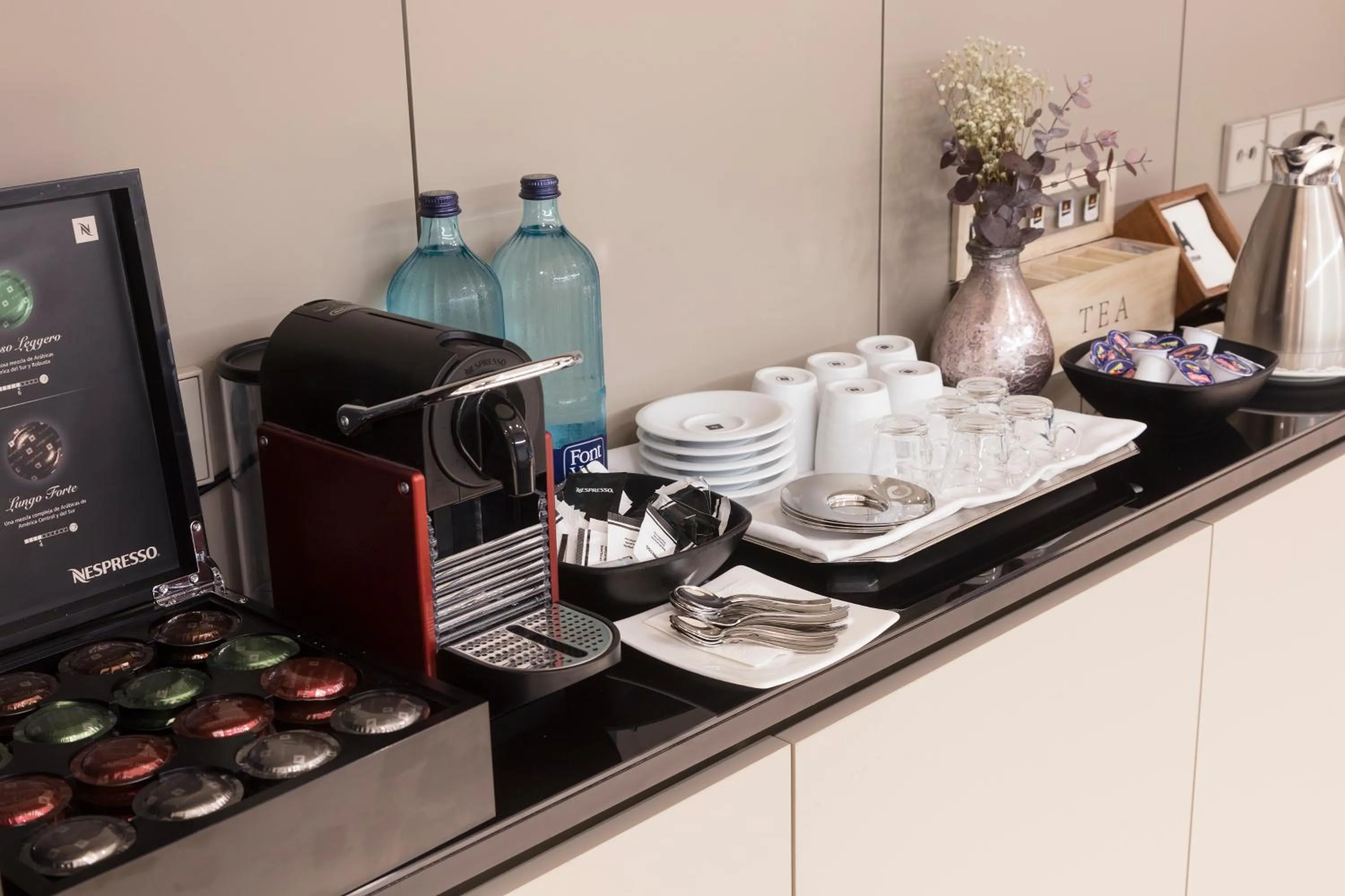 Coffee/tea facilities in Acta Atrium Palace