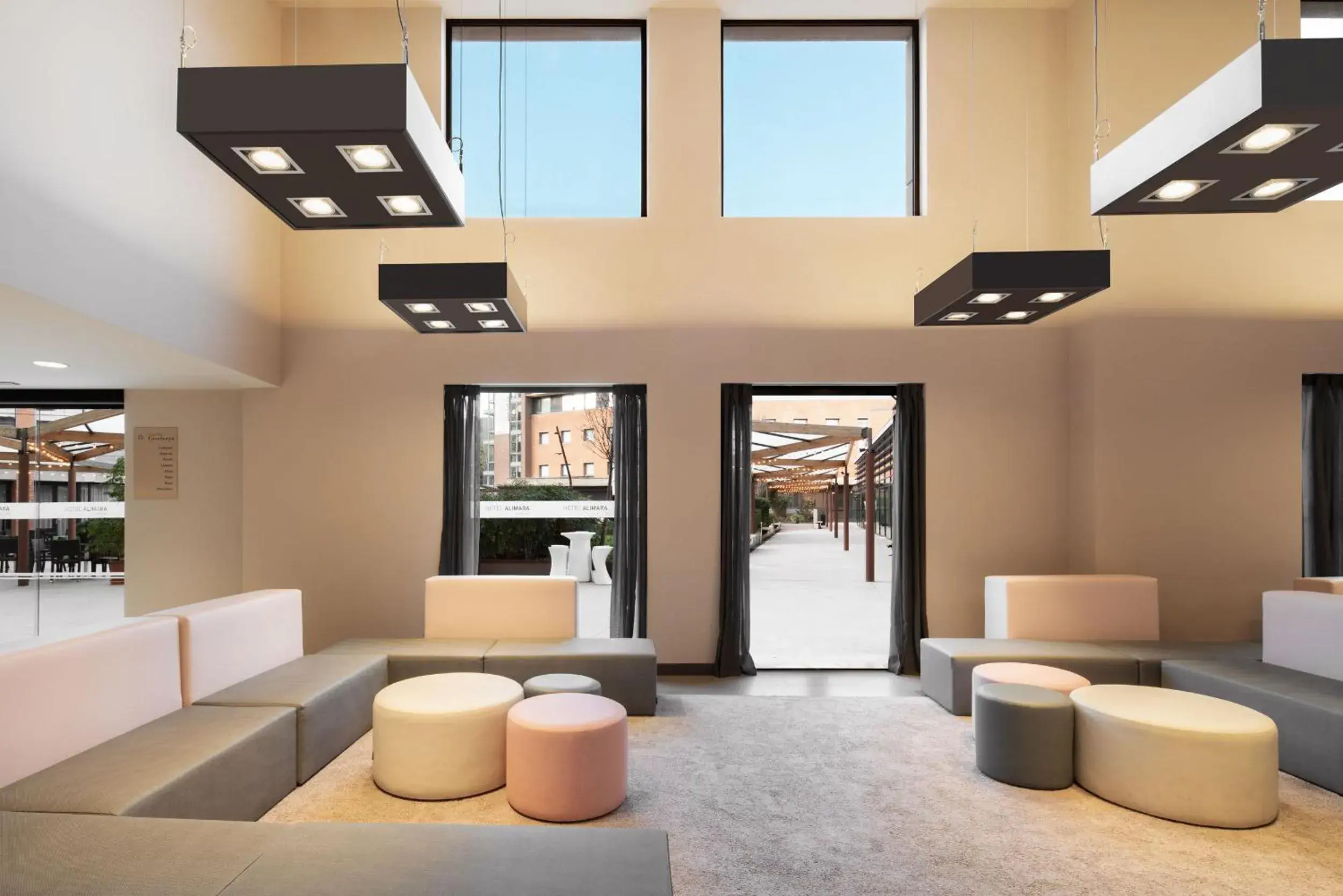 Lobby or reception in Hotel Alimara Lobby or reception in Hotel Alimara