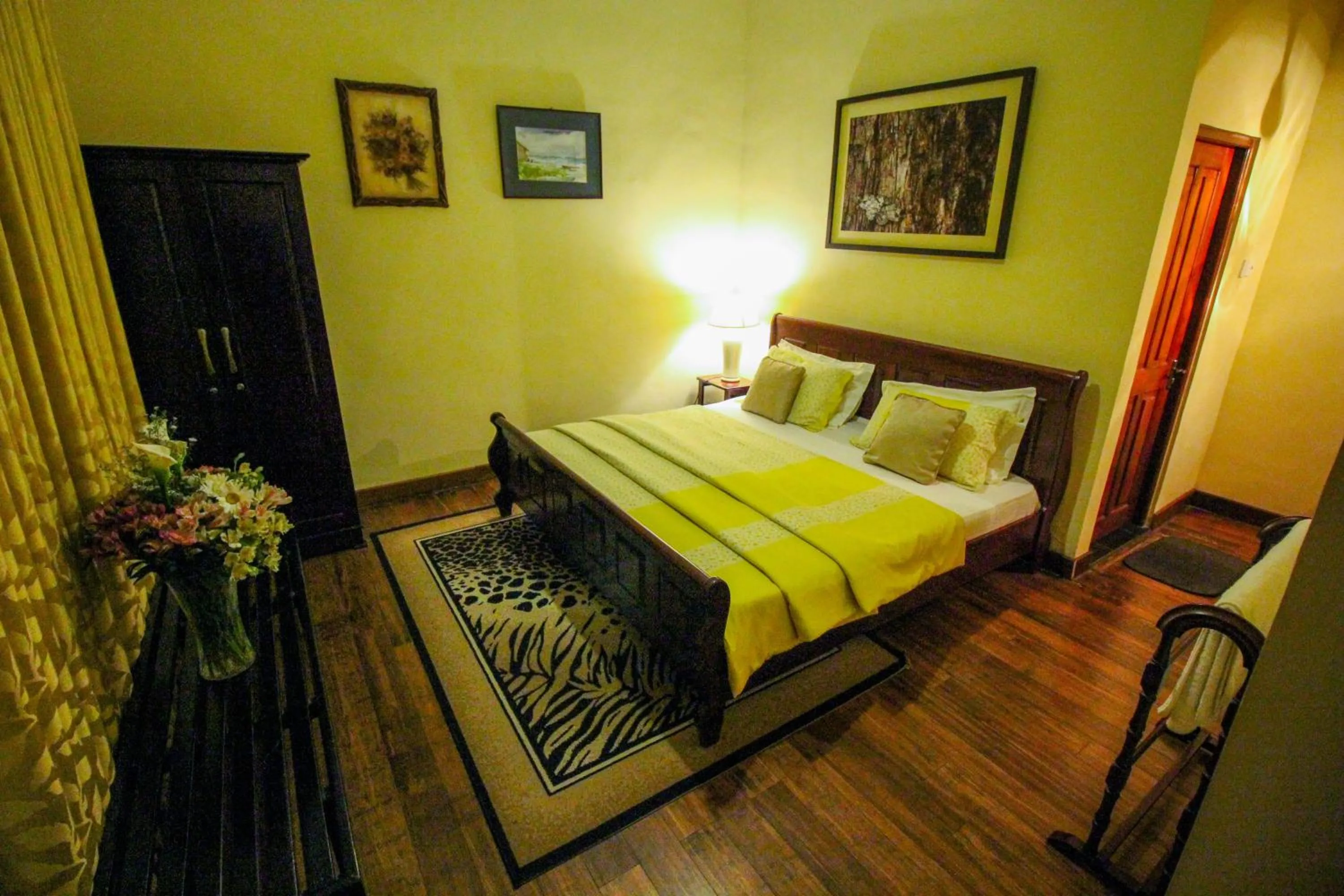 Bedroom, Bed in Brockenhurst Bungalow
