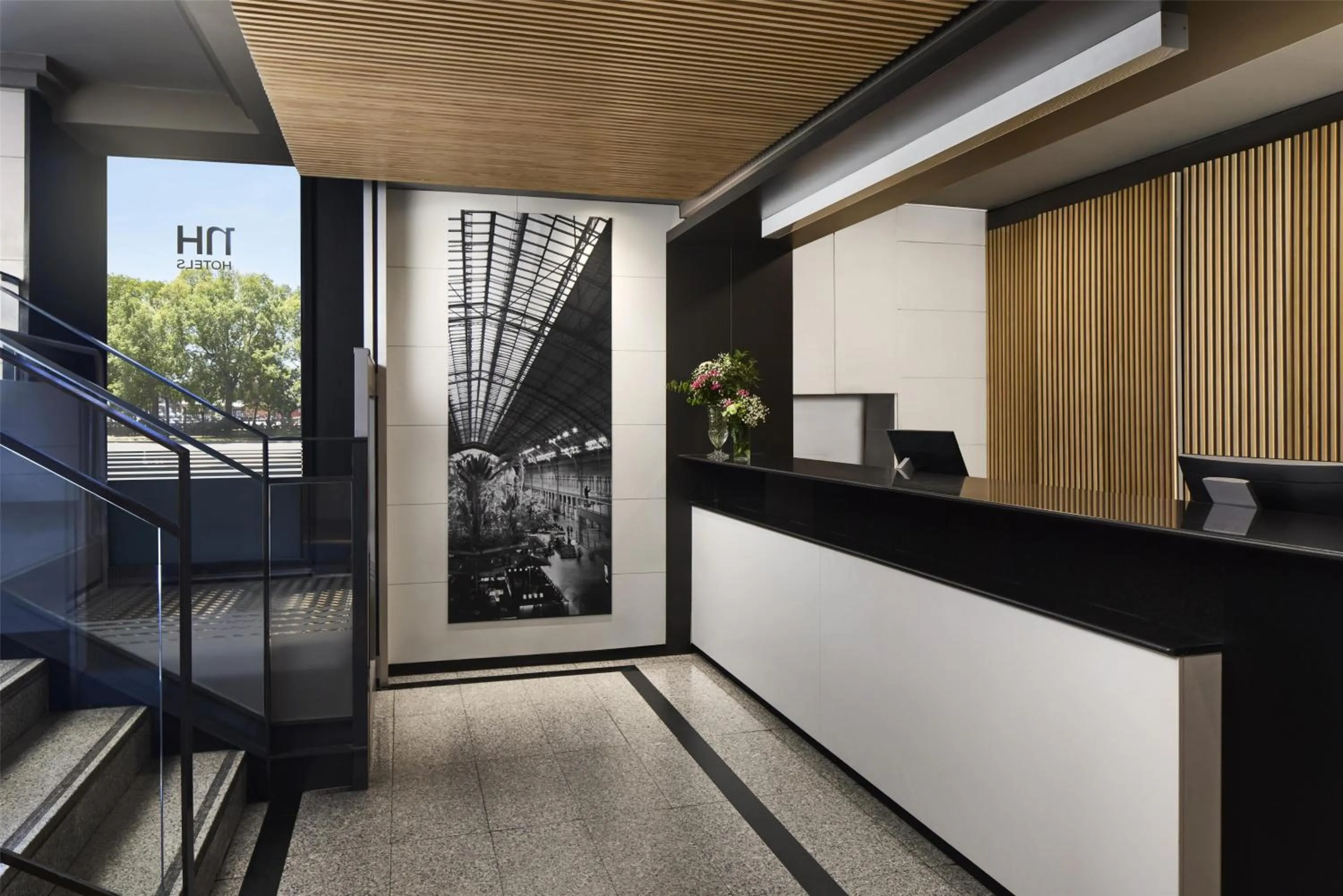 Lobby or reception in NH Madrid Atocha