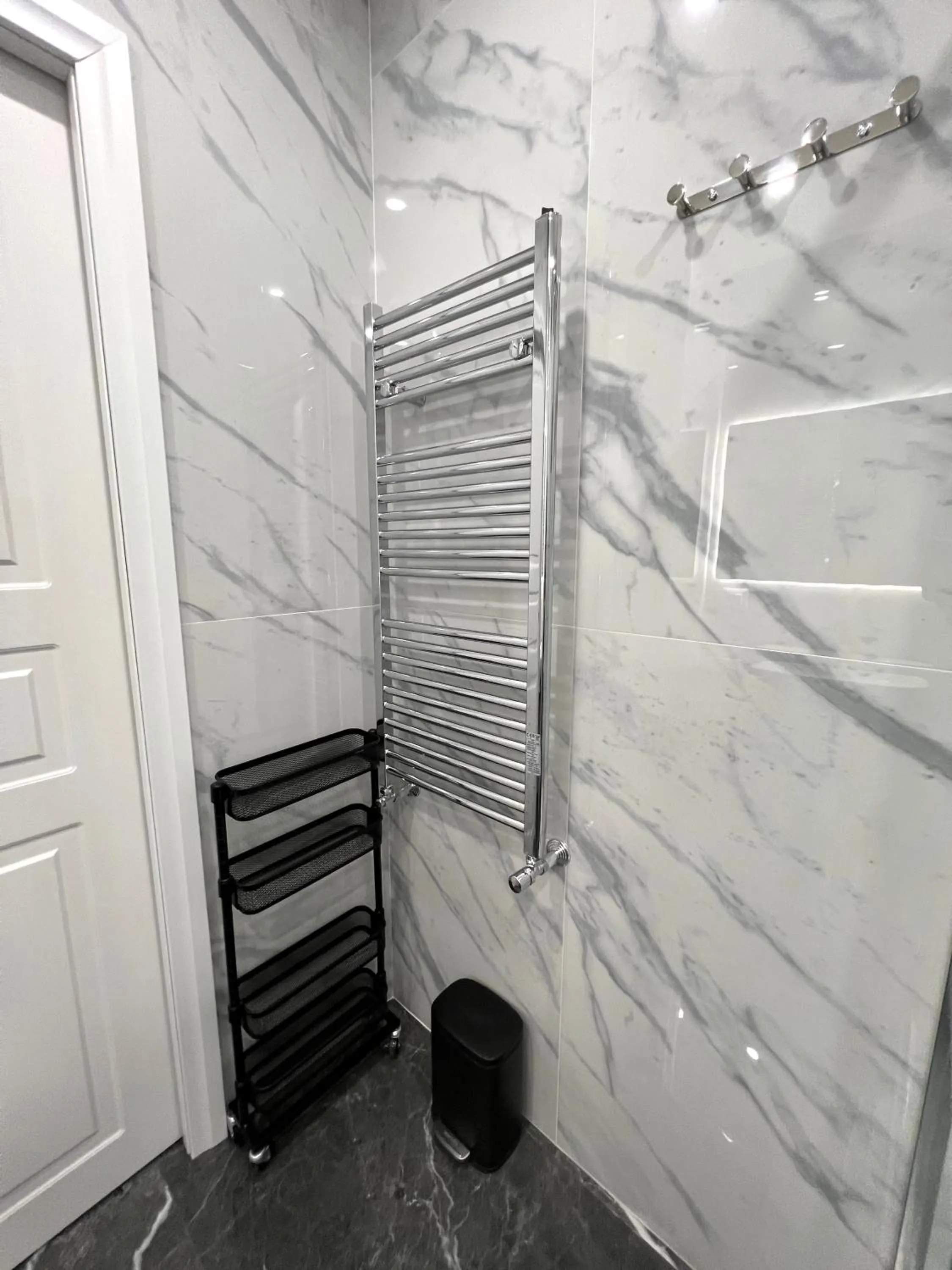 Bathroom in BACARDI Lungomare - Modern apartment near the sea