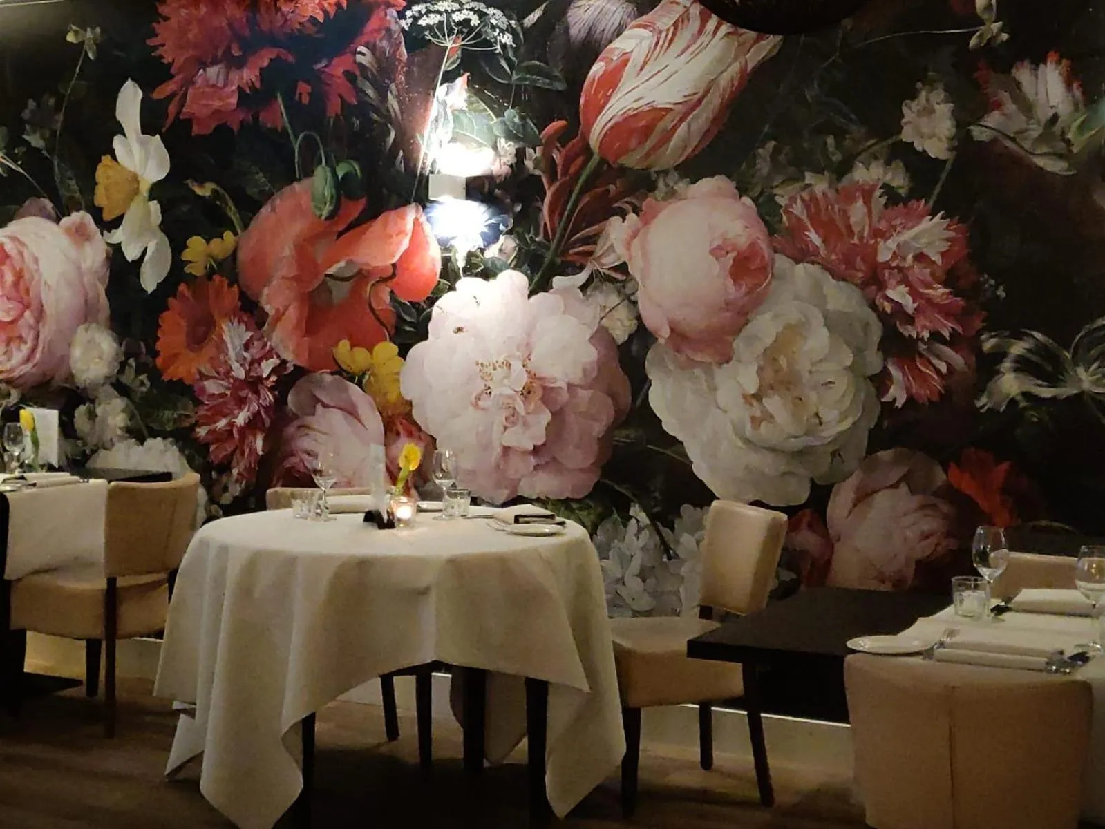 Restaurant/places to eat in Bed & Breakfast De Vier Seizoenen