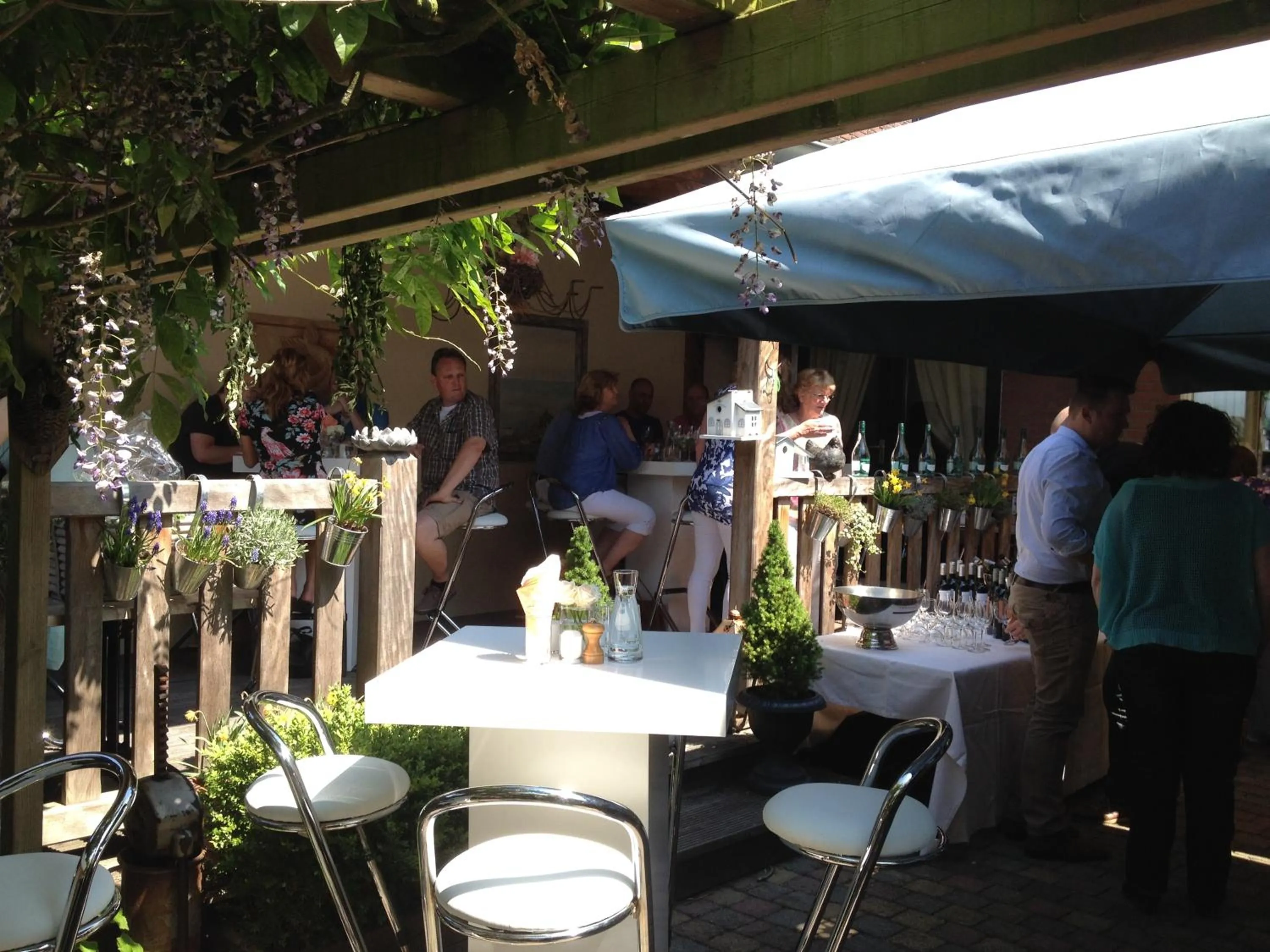 People in Bed & Breakfast De Vier Seizoenen