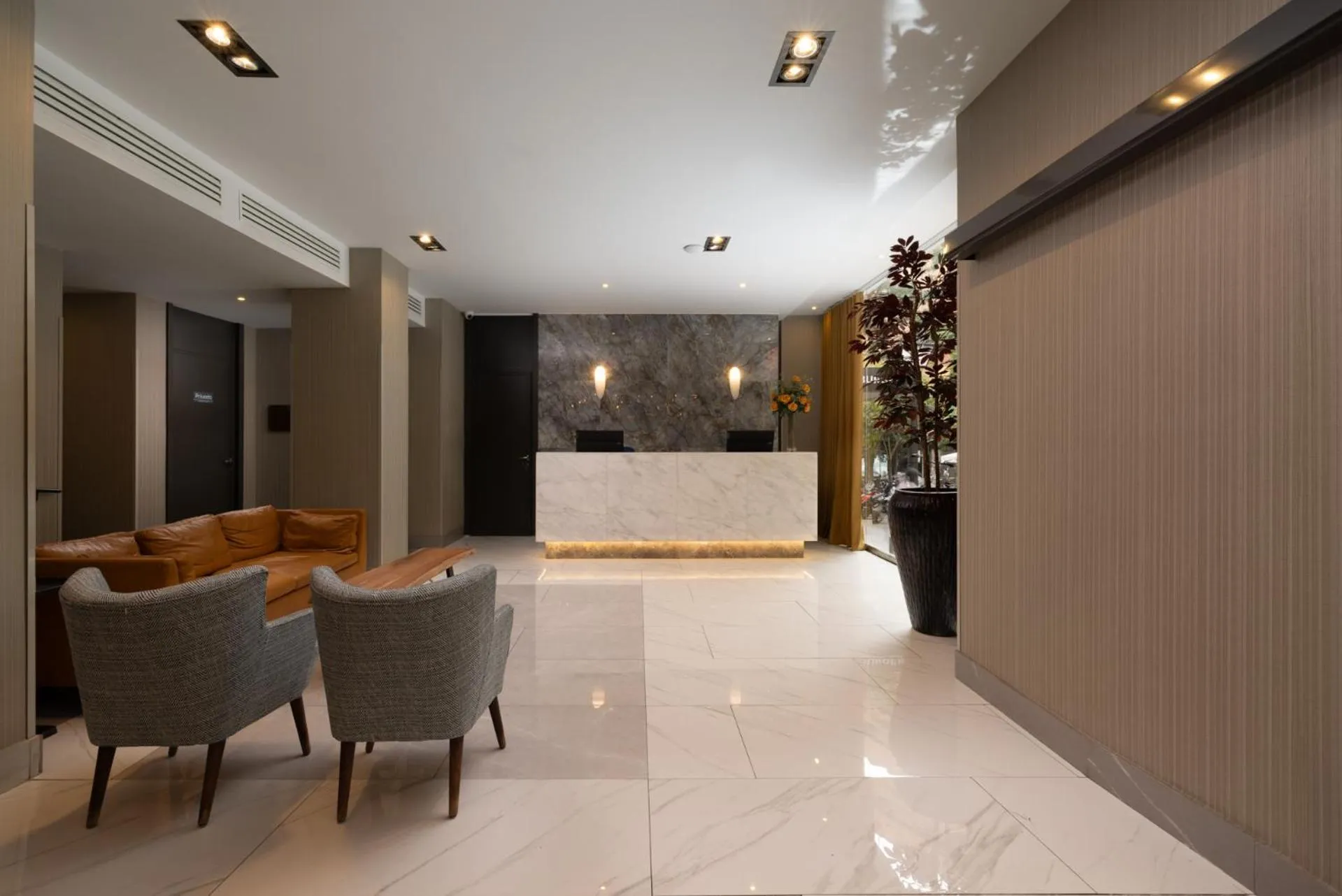 Lobby or reception in Hotel Avenida Gran Vía