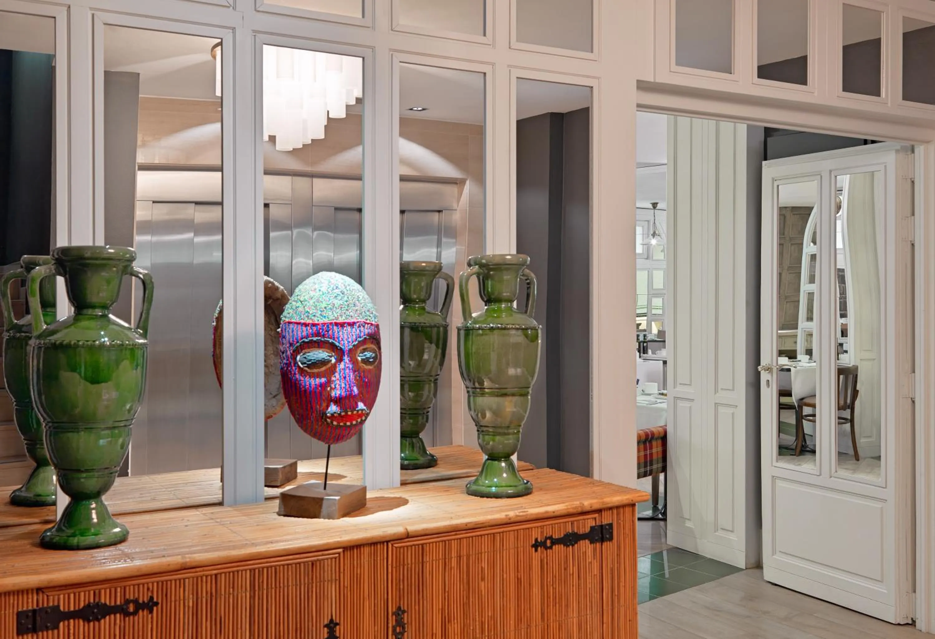 Dining area in Boutique Hotel H10 Montcada