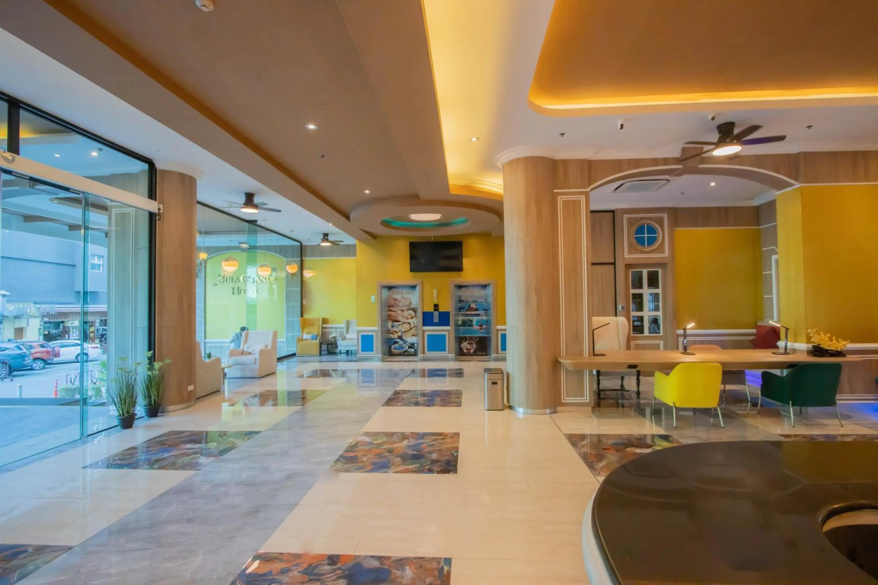 TV and multimedia in Sira Grande Hotel & Spa, Patong