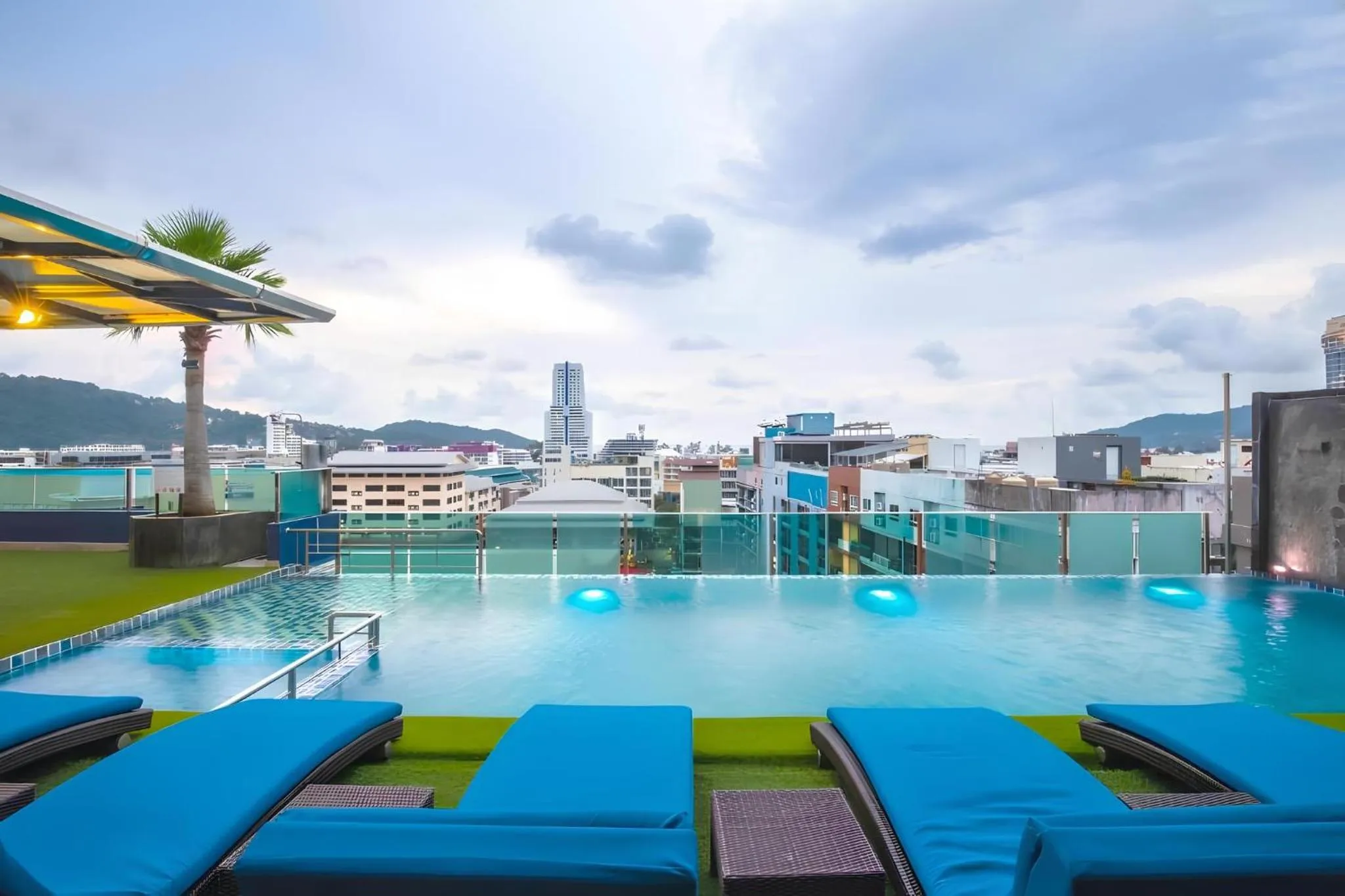 Day in Sira Grande Hotel, Patong