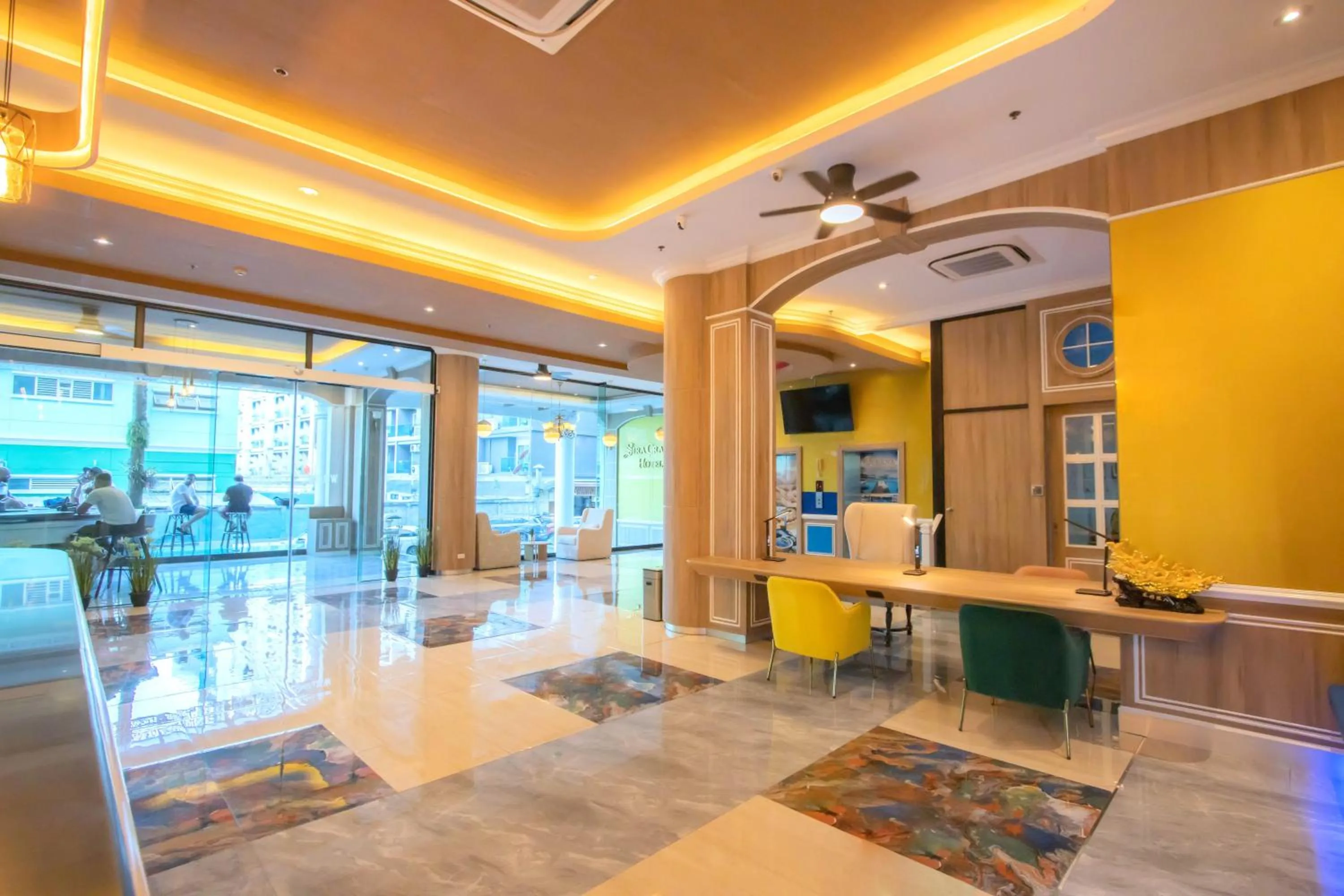 TV and multimedia in Sira Grande Hotel & Spa, Patong