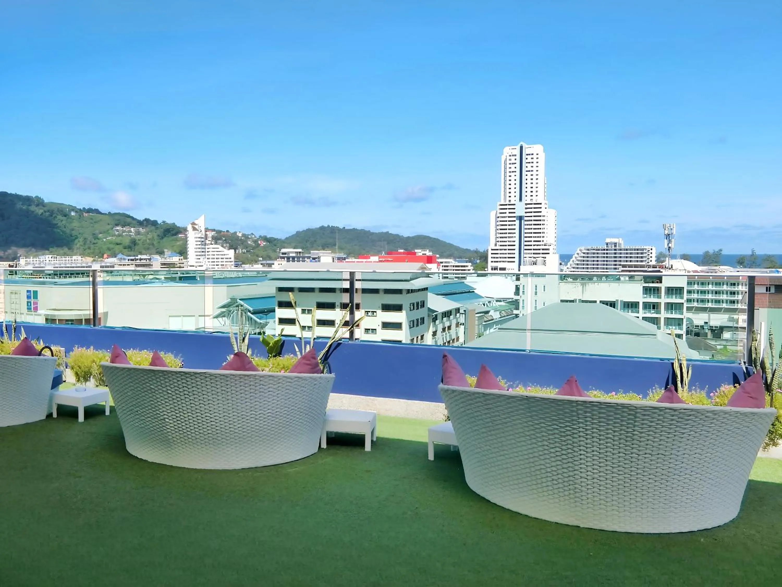 Day in Sira Grande Hotel & Spa, Patong