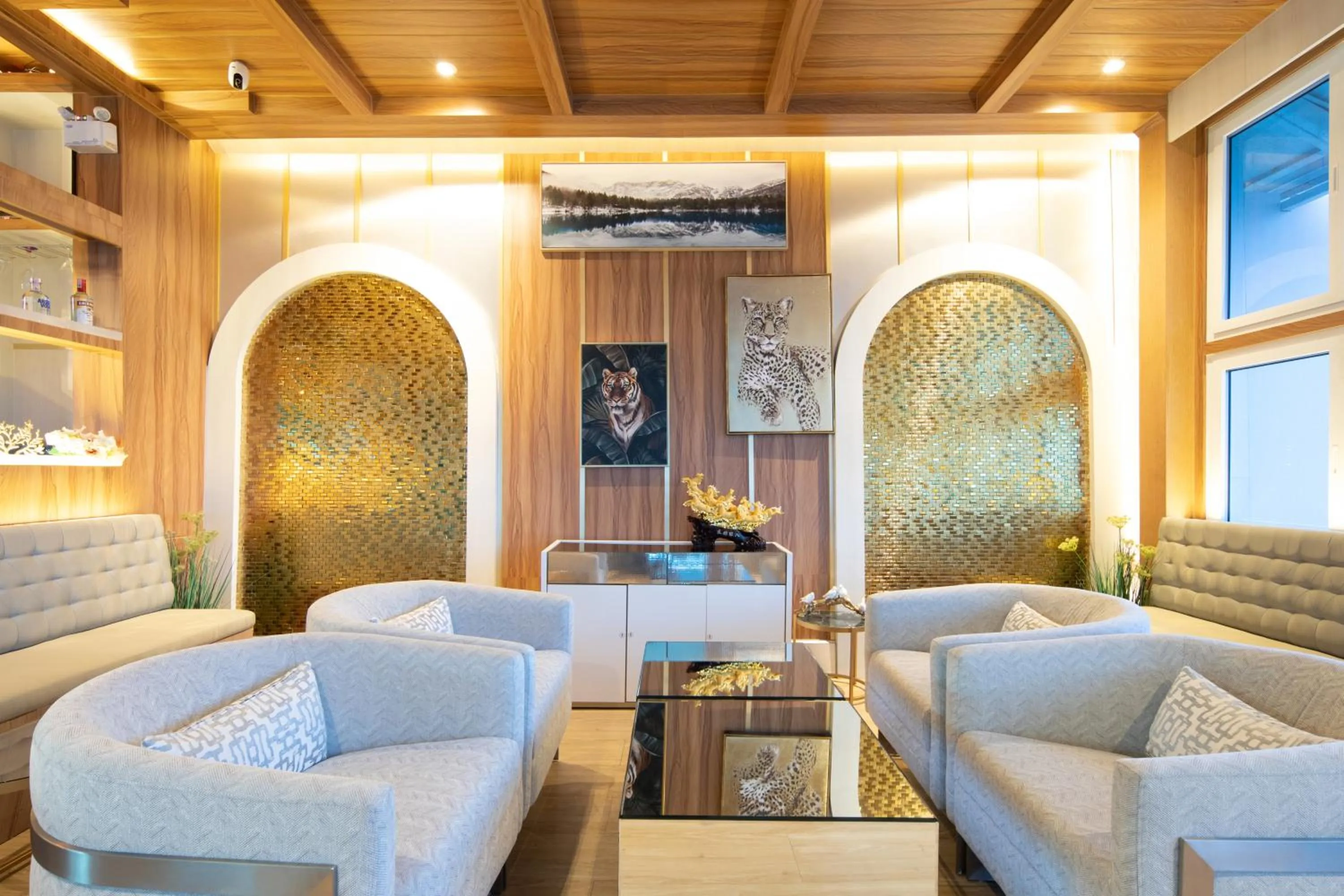 TV and multimedia in Sira Grande Hotel & Spa, Patong