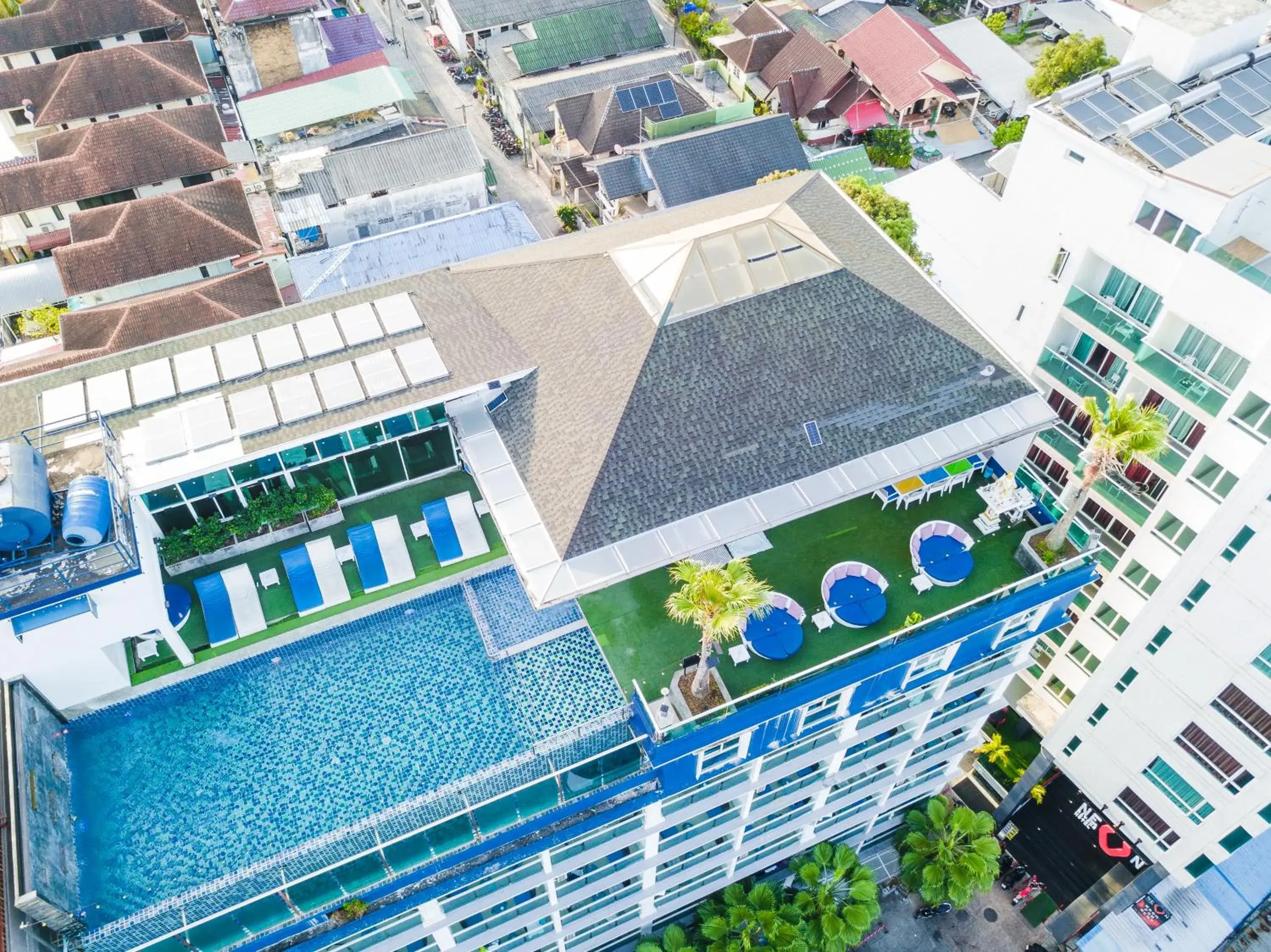 Property building in Sira Grande Hotel & Spa, Patong Property building in Sira Grande Hotel & Spa, Patong