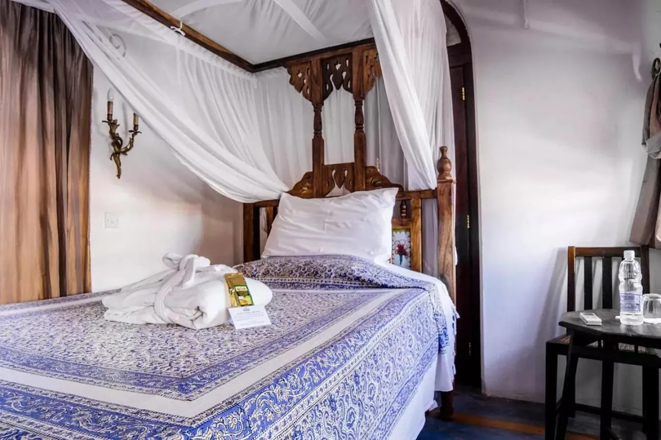 Bed in Zanzibar Coffee House