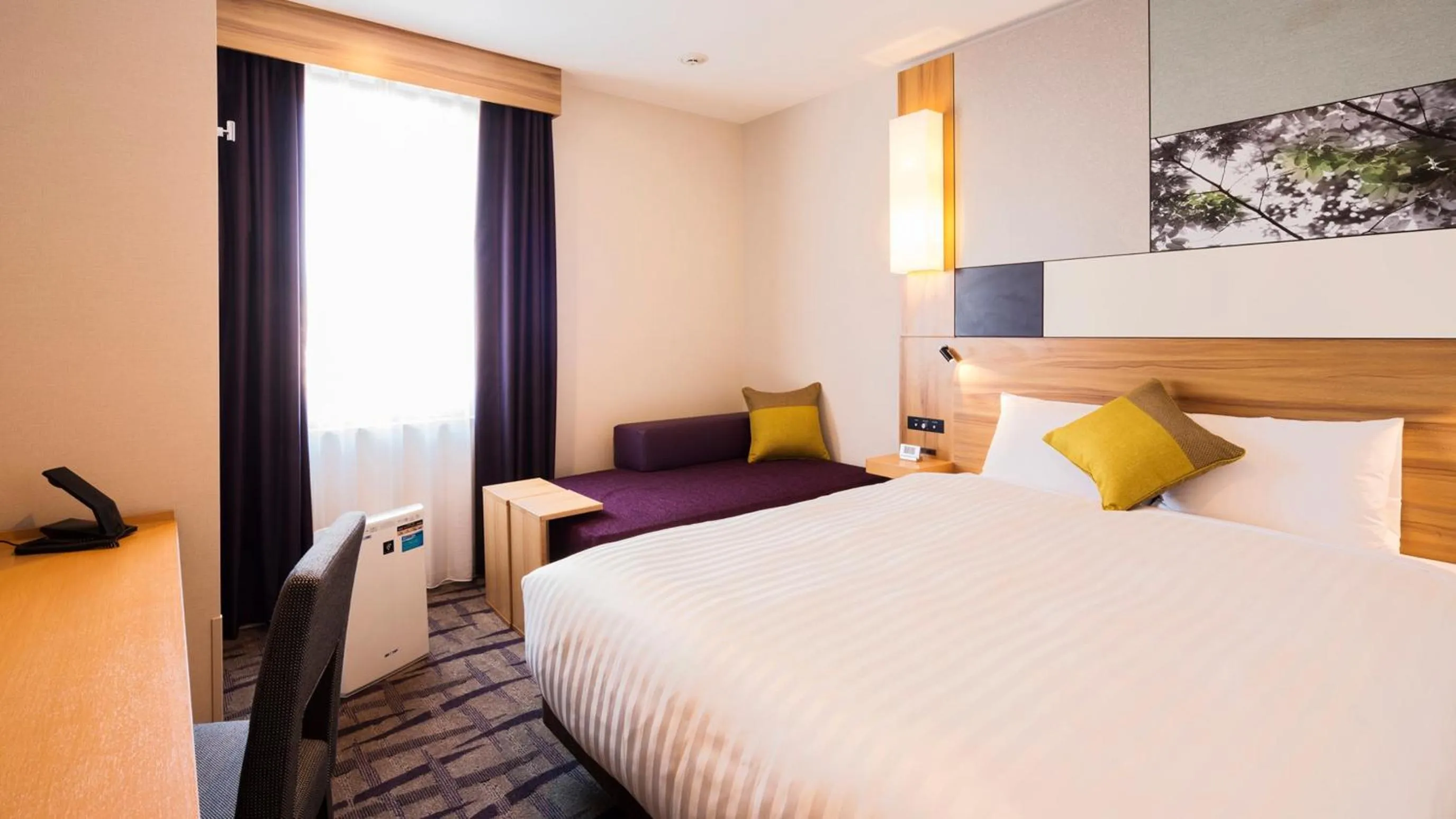 Bed in JR-East Hotel Mets Kokubunji