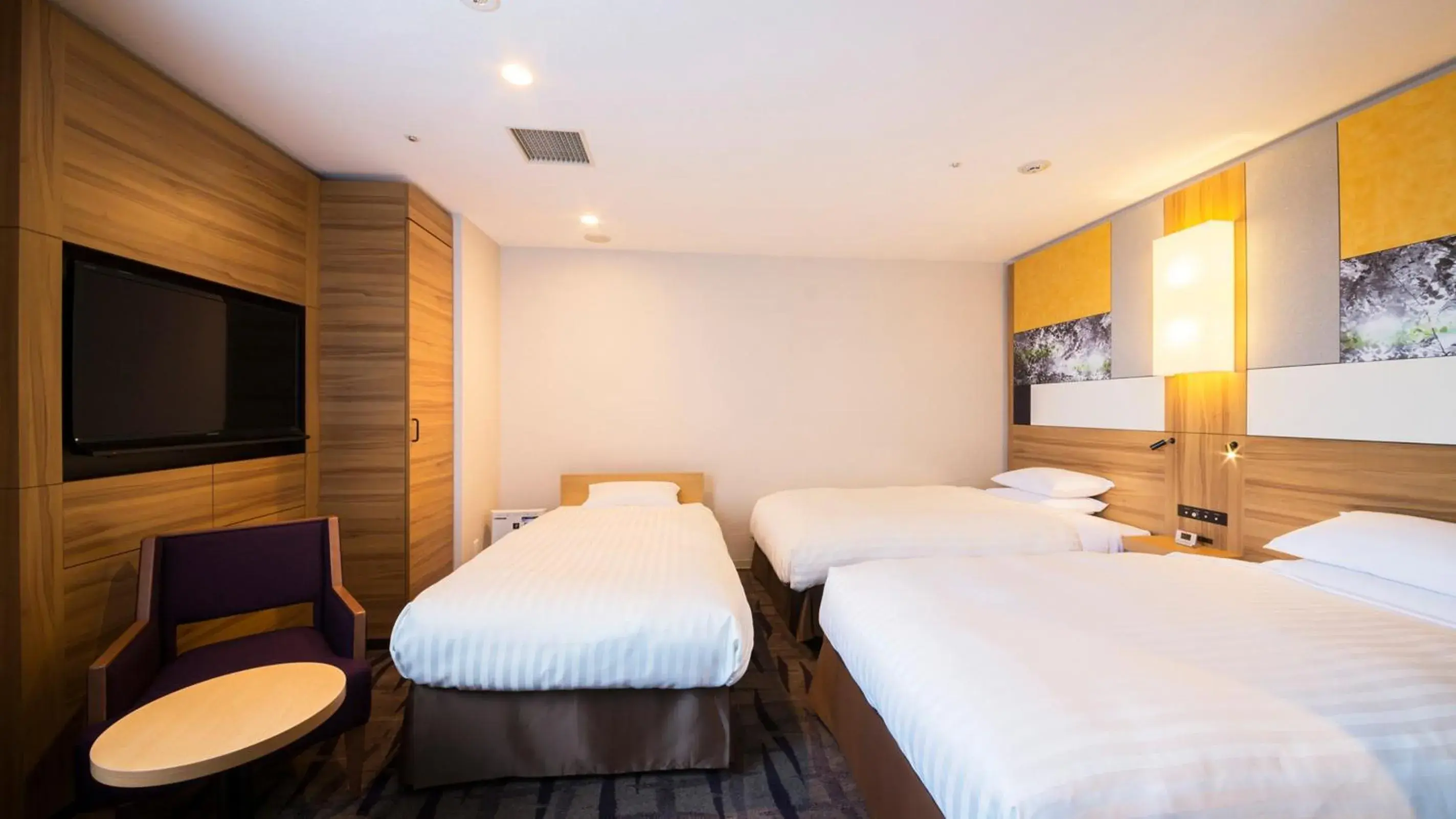 Bed in JR-East Hotel Mets Kokubunji Bed in JR-East Hotel Mets Kokubunji